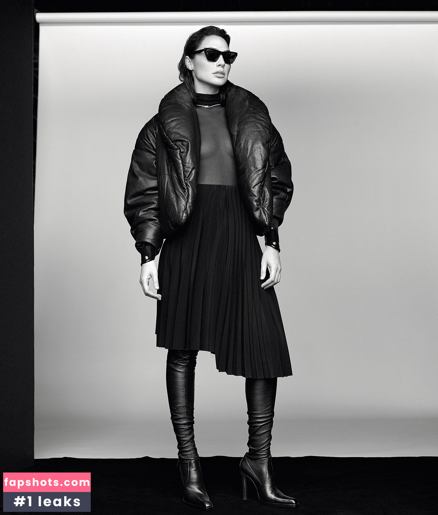 Gal Gadot gallery photo #552