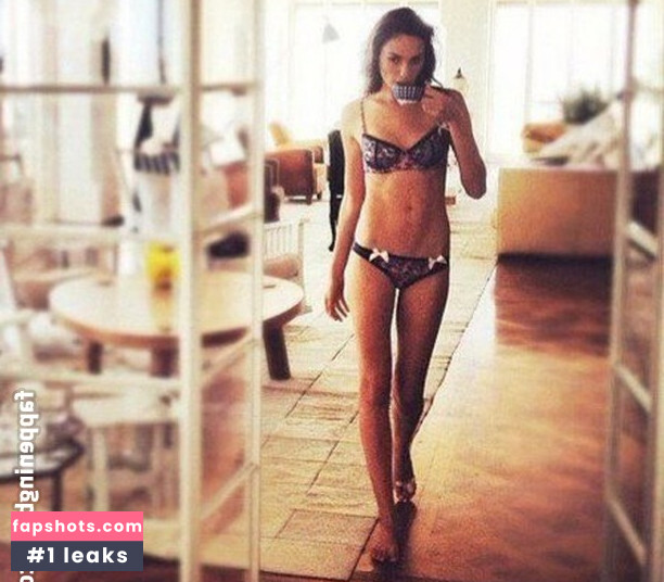 Gal Gadot gallery photo #577