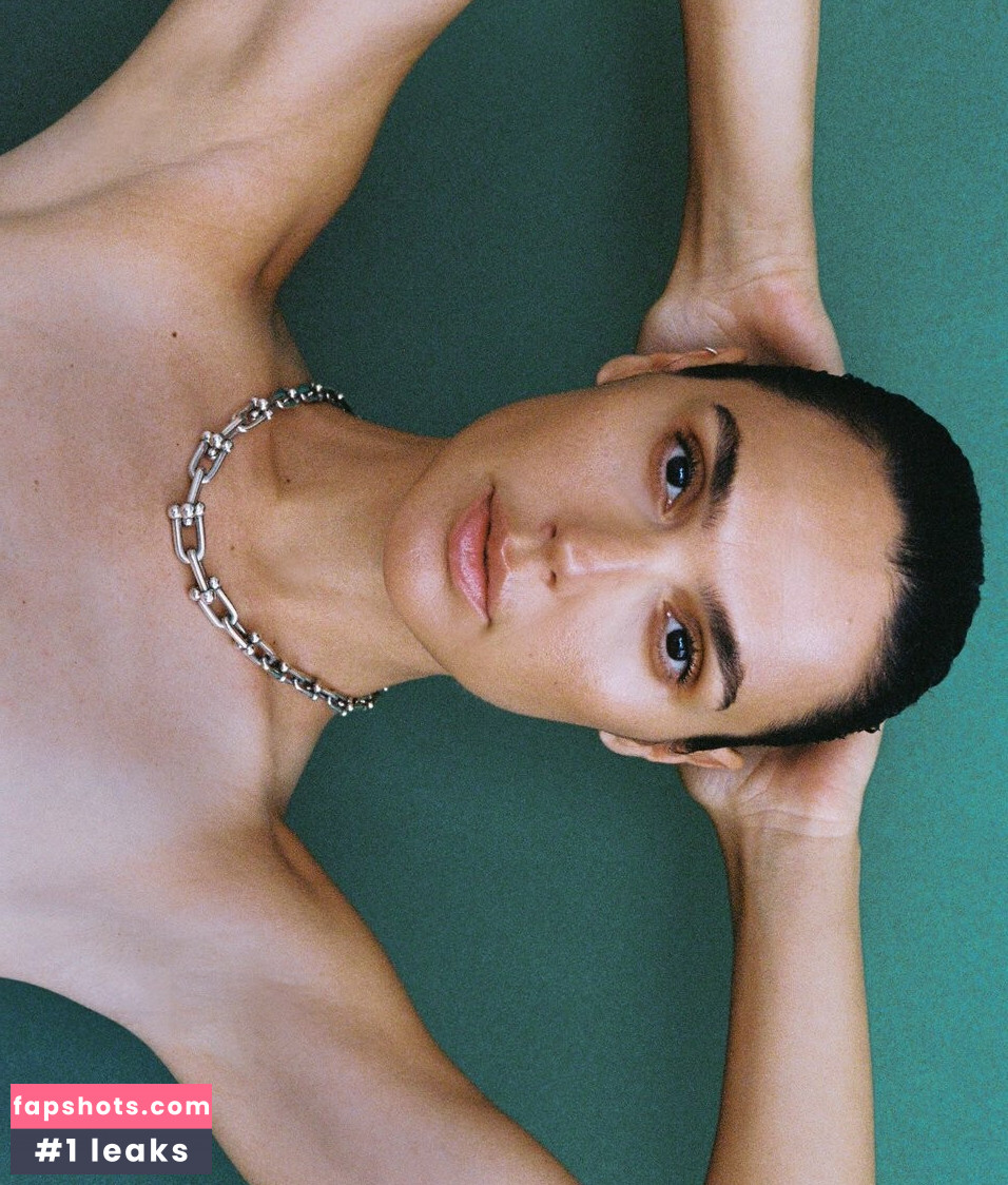 Gal Gadot gallery photo #60