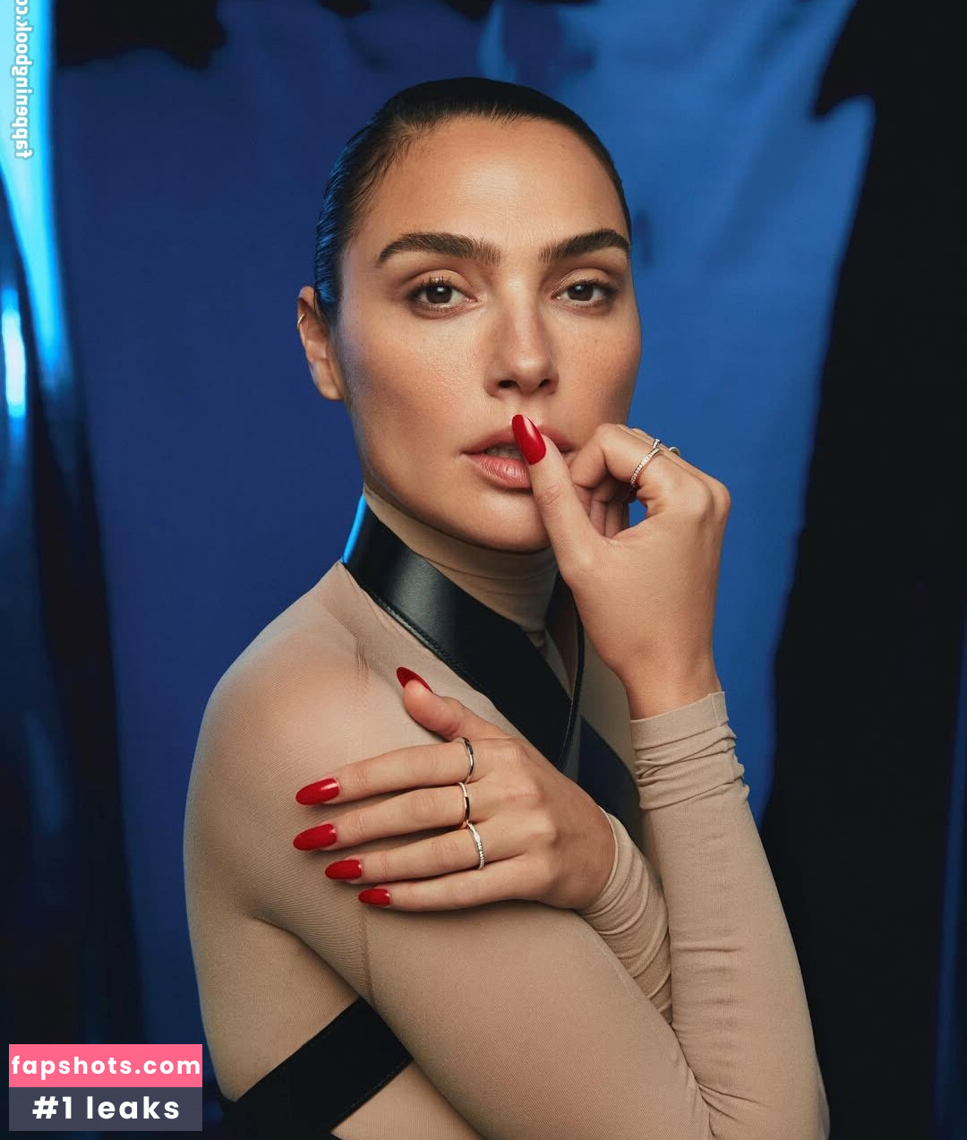 Gal Gadot gallery photo #8