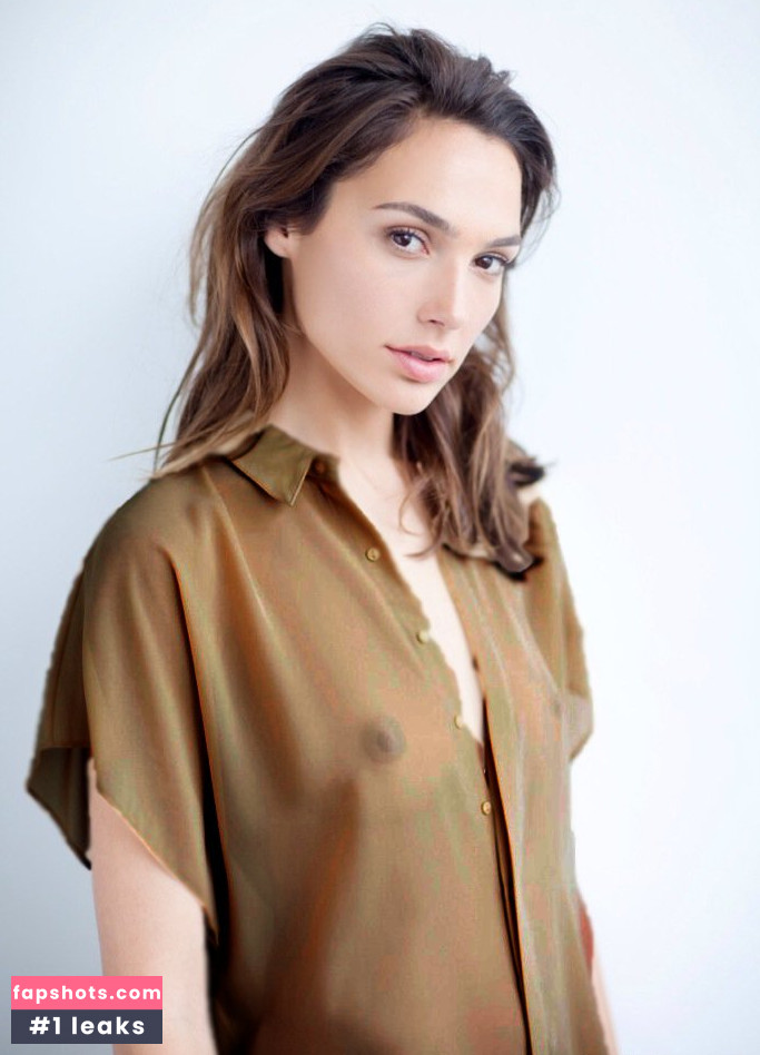 Gal Gadot gallery photo #760
