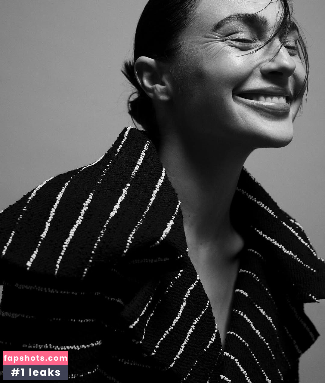 Gal Gadot gallery photo #79