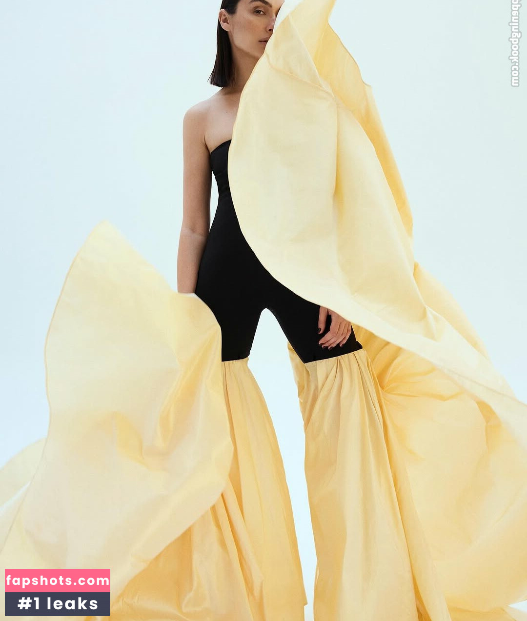 Gal Gadot gallery photo #88