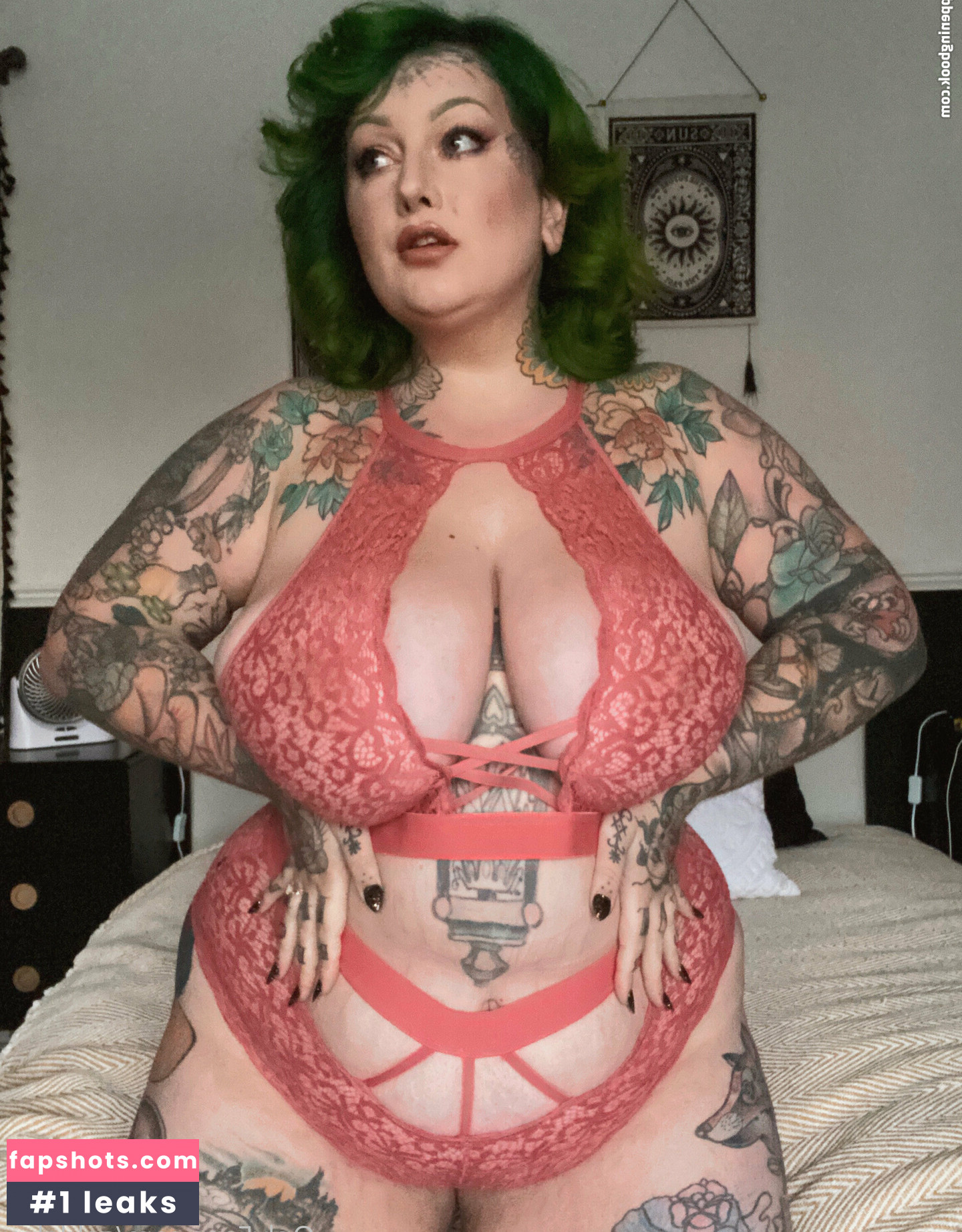 GaldaLou gallery photo #49