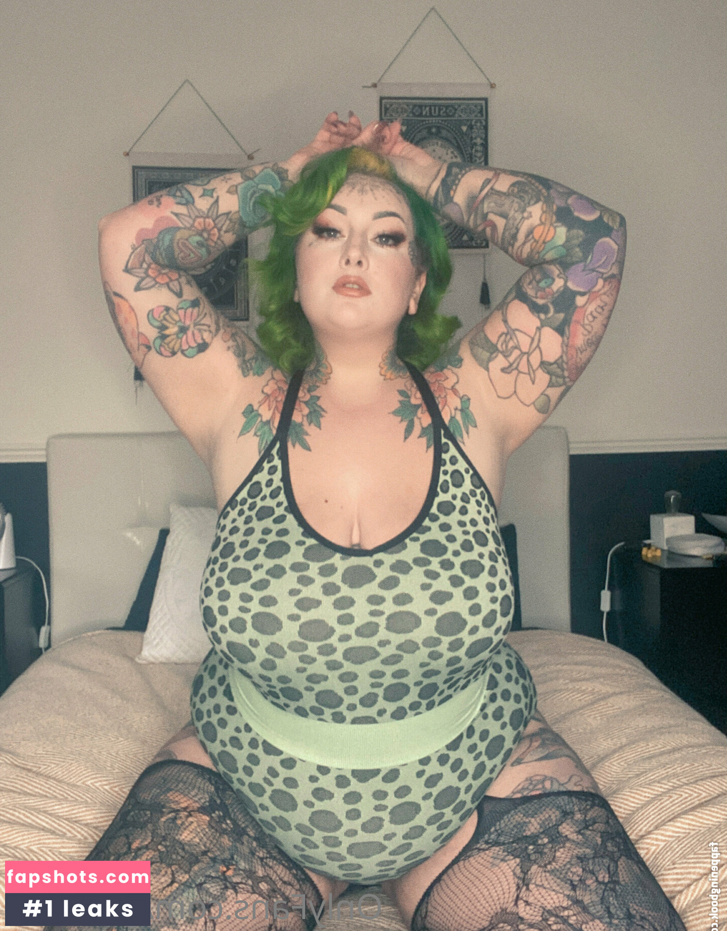 GaldaLou gallery photo #67