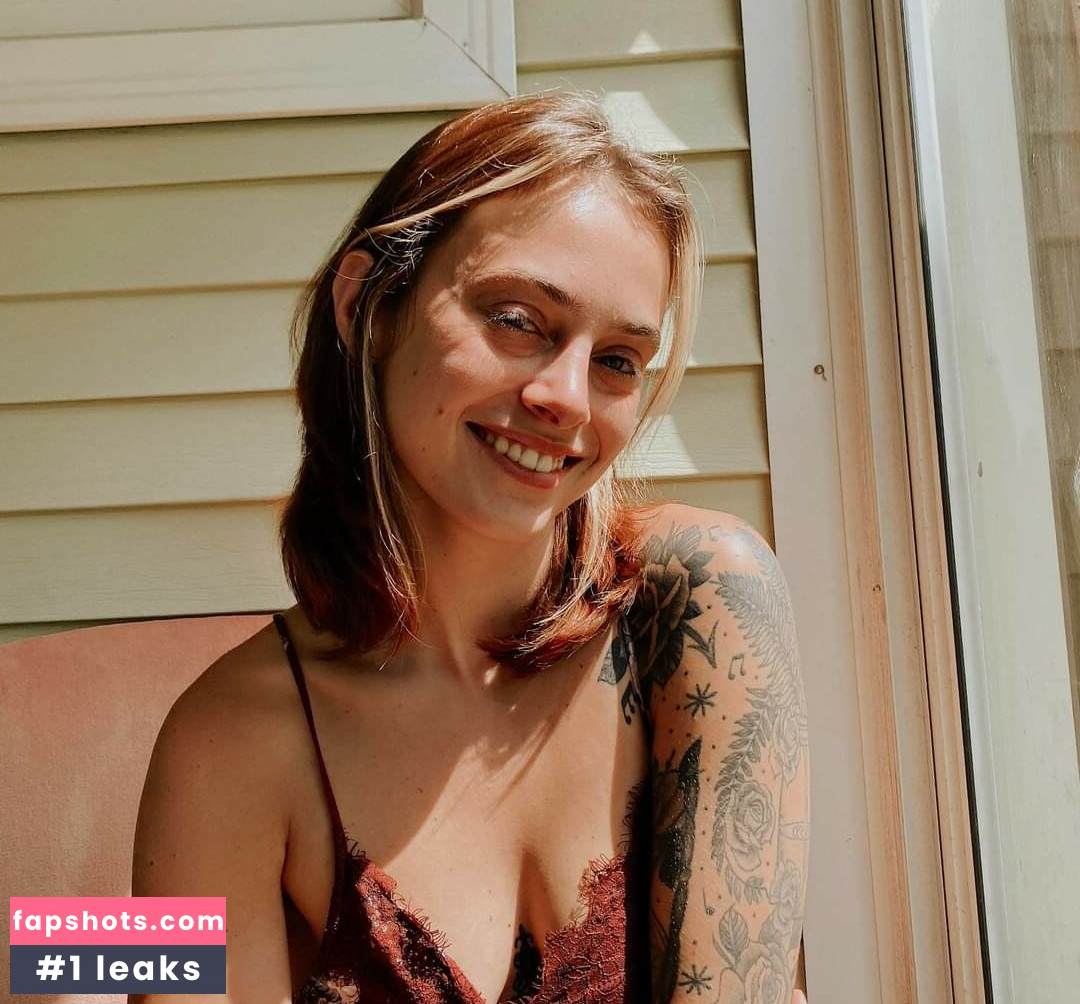 Garlyn DaSilva gallery photo #11