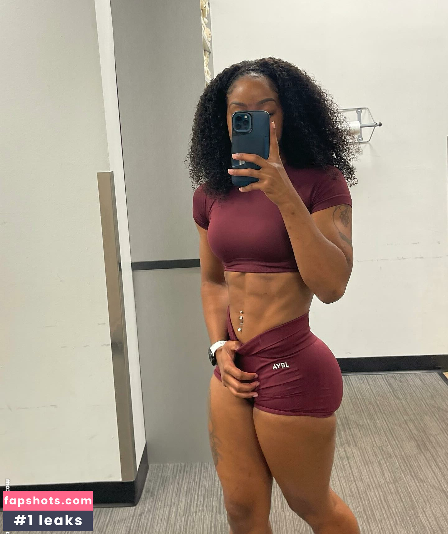 geegee_flawless gallery photo #2