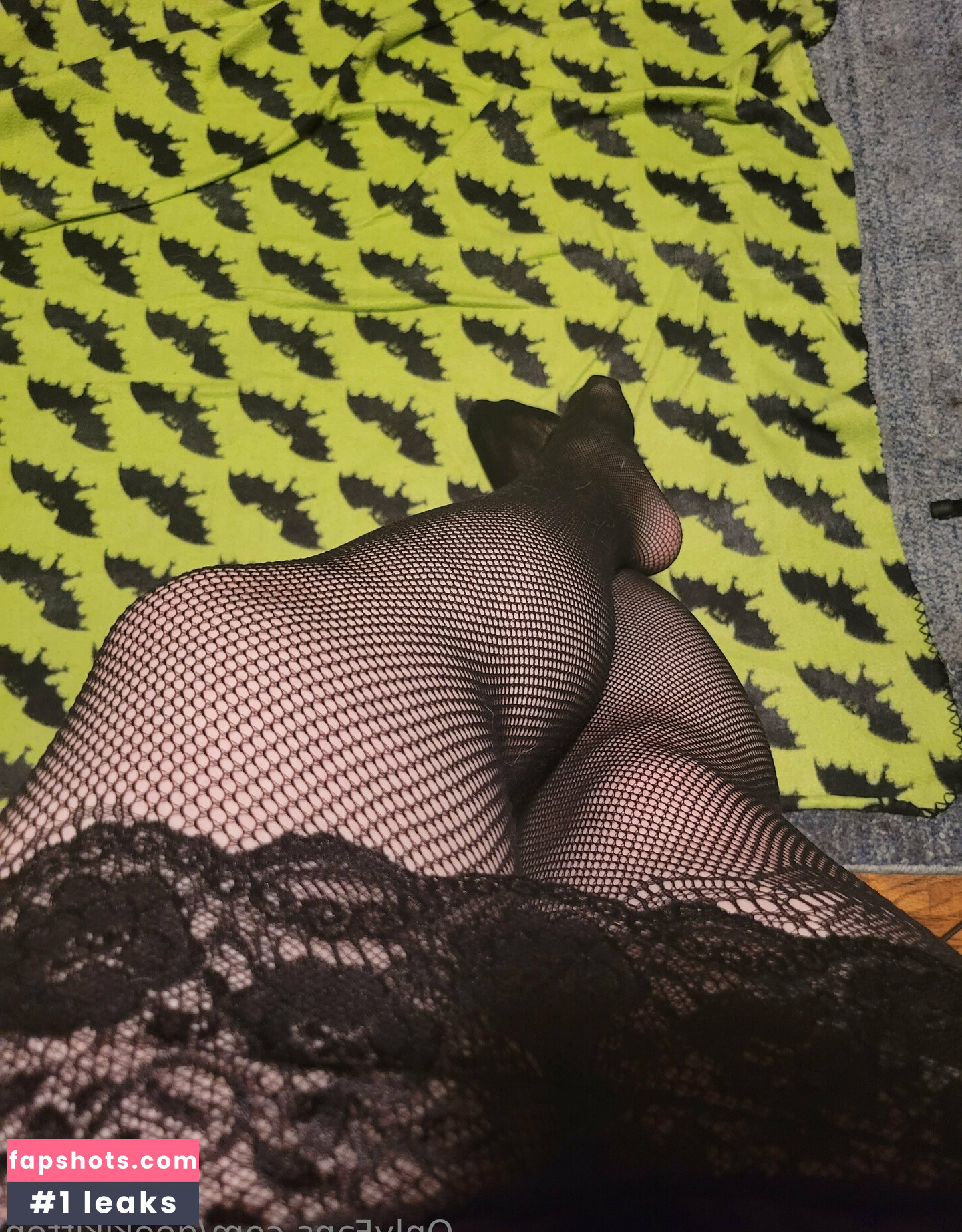 geekikitten gallery photo #29