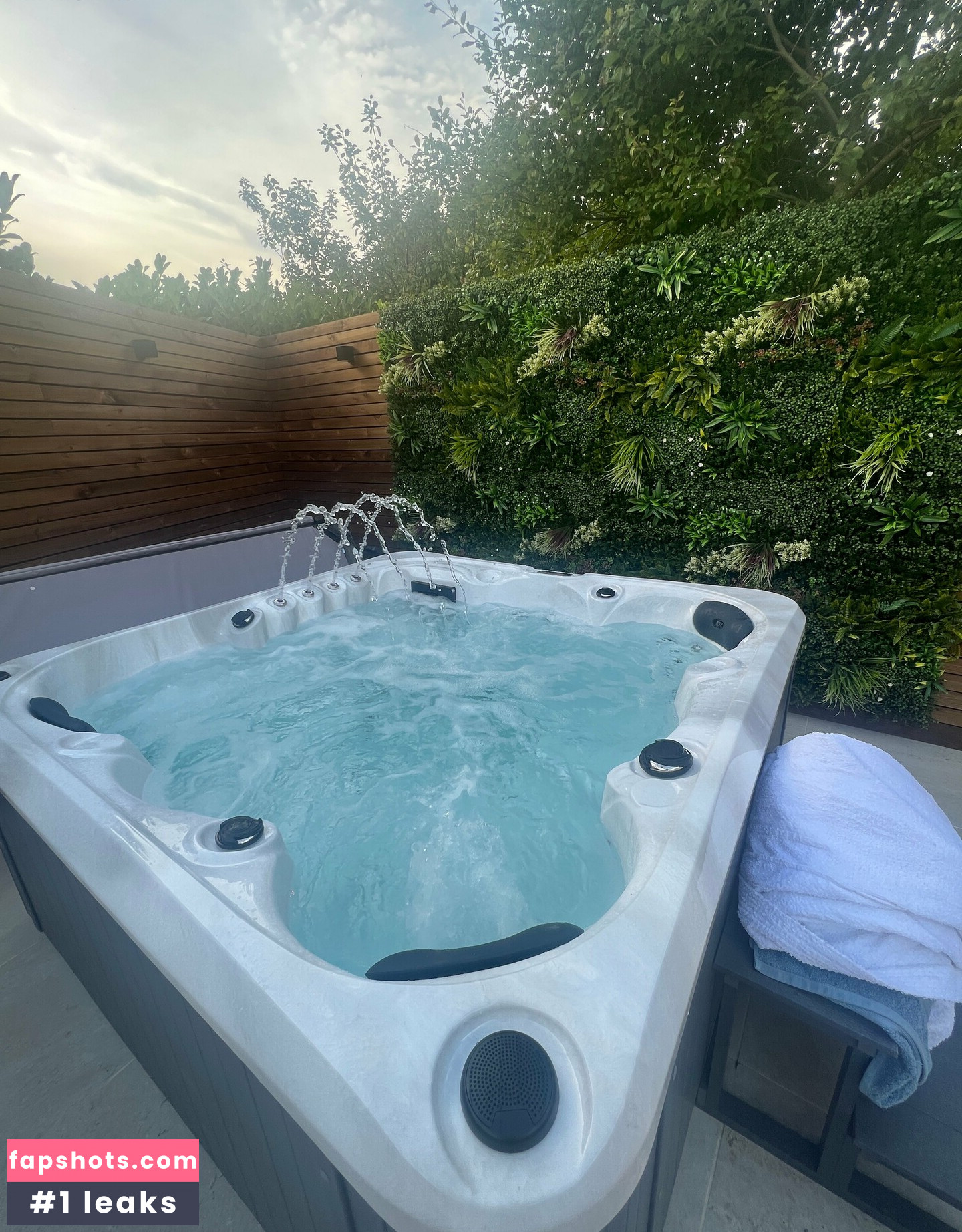 Gem101 gallery photo #42