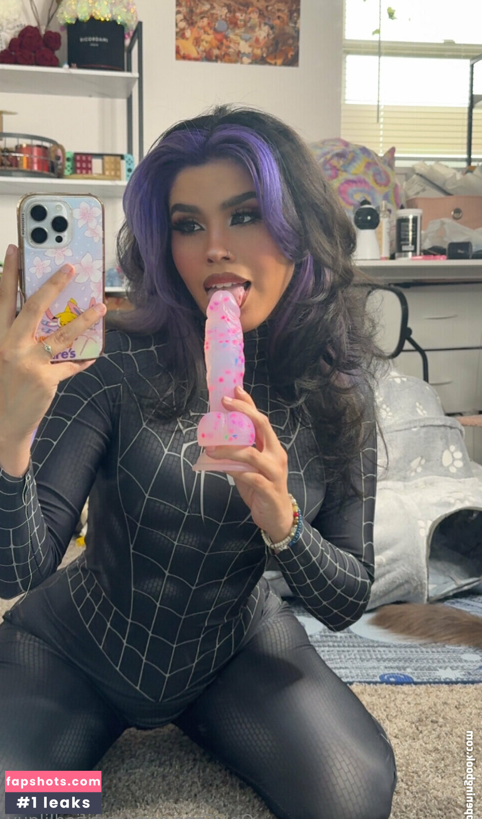 Geminisavy gallery photo #22