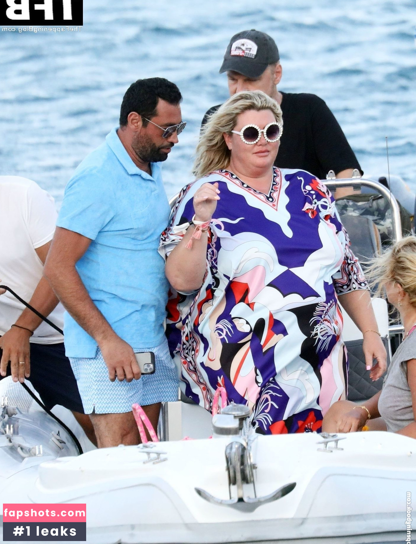 Gemma Collins Nude Leaks OnlyFans Photos #11 - LeakJerk