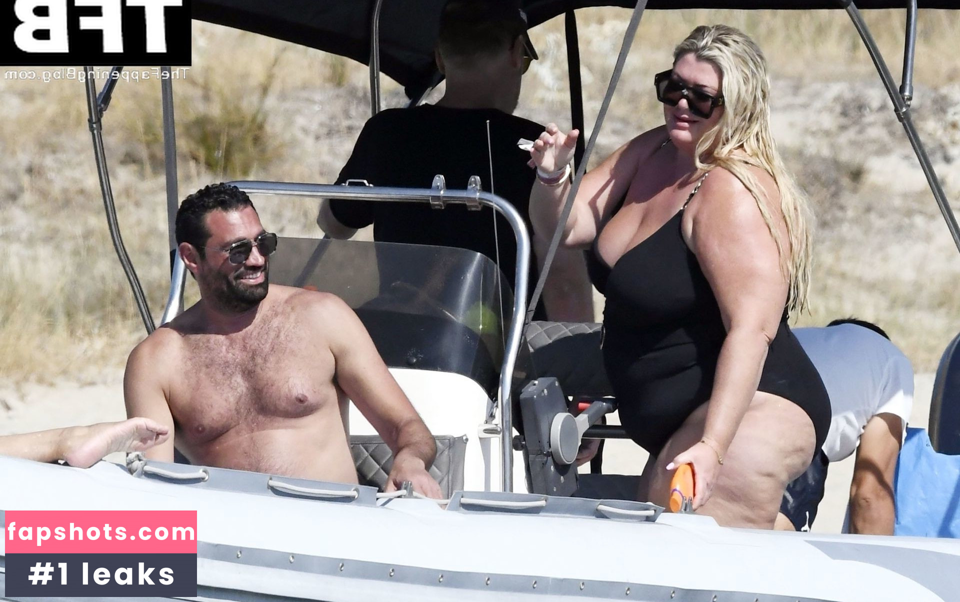 Gemma Collins Nude Leaks OnlyFans Photos #103 - LeakJerk
