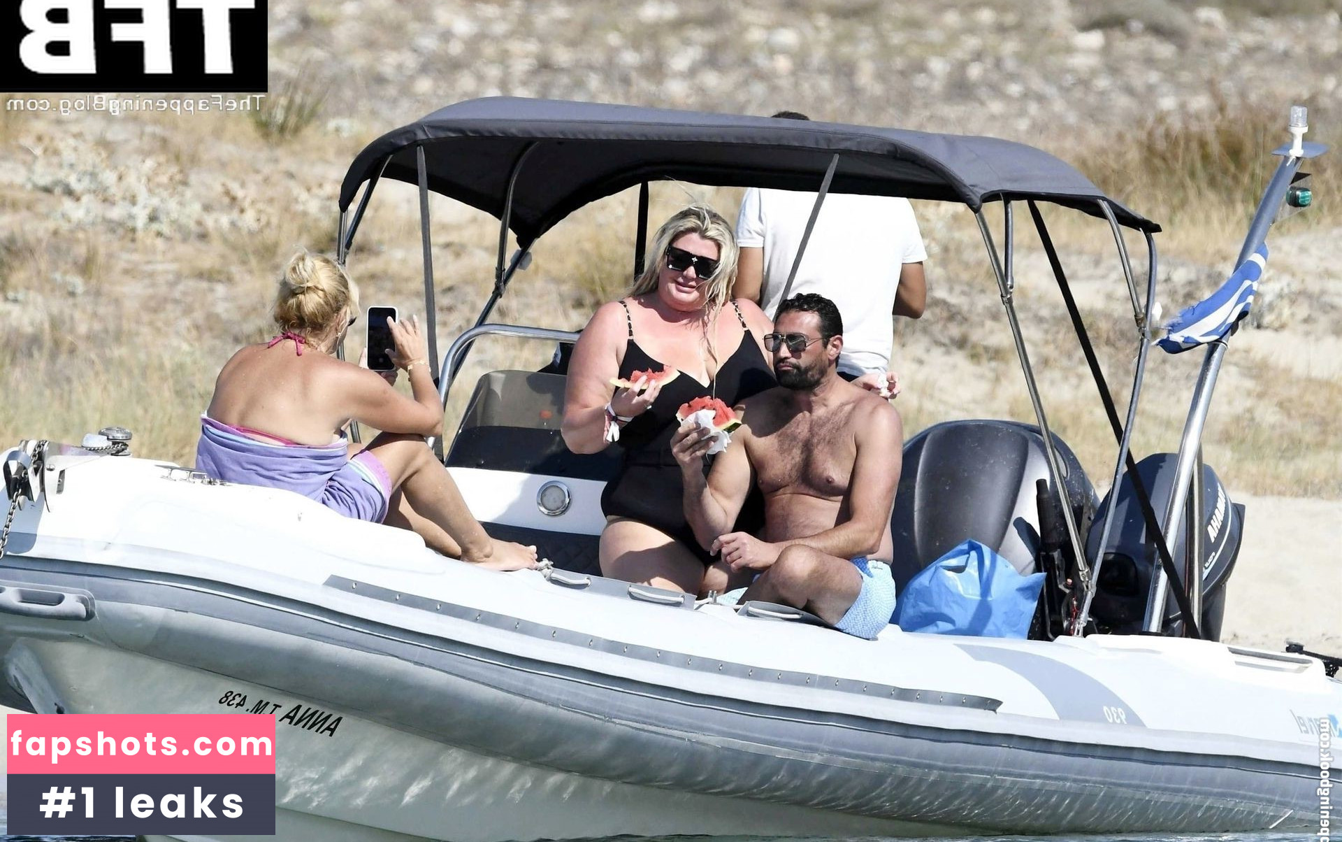 Gemma Collins Nude Leaks OnlyFans Photos #107 - LeakJerk