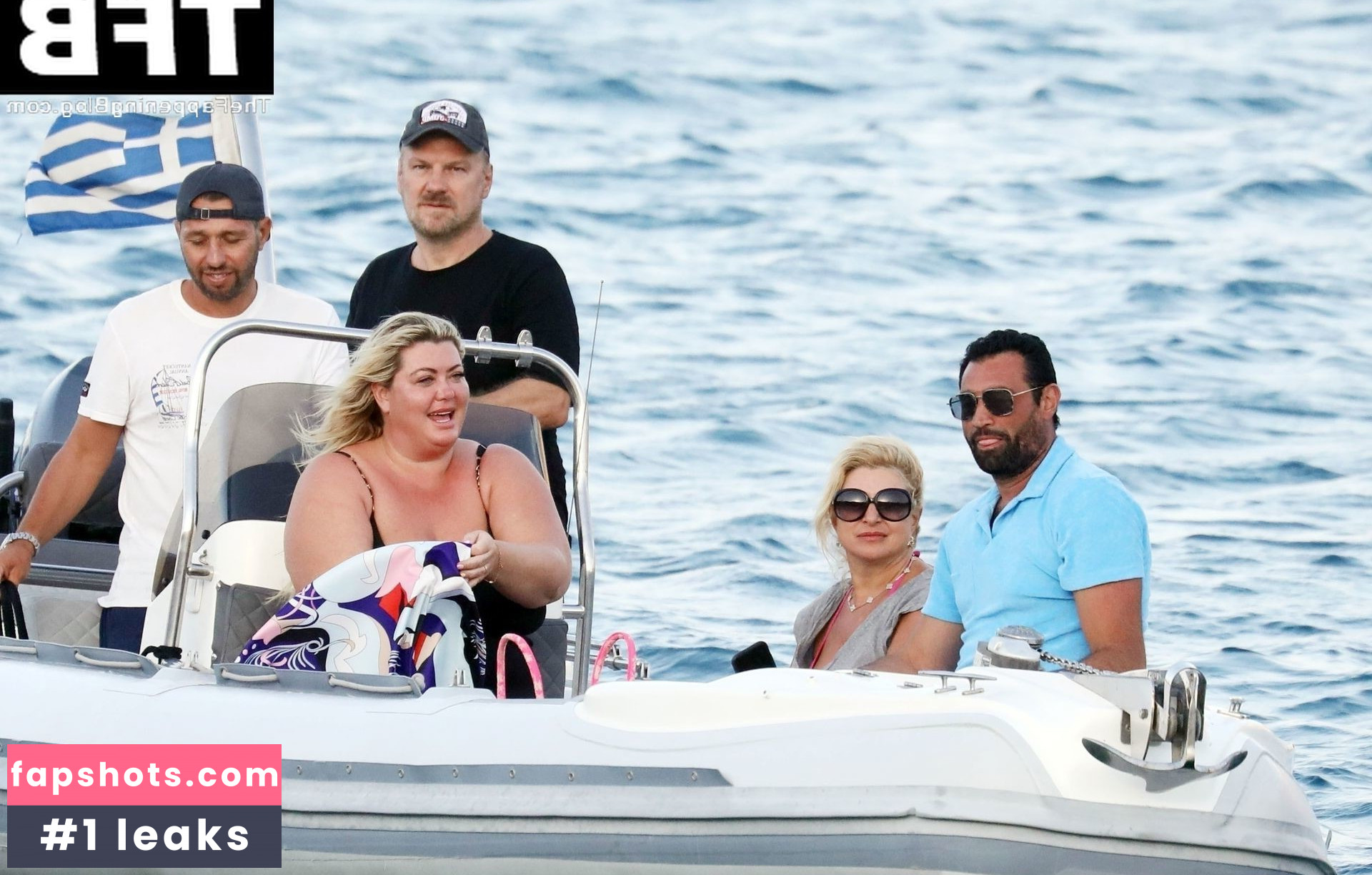 Gemma Collins Nude Leaks OnlyFans Photos #13 - LeakJerk