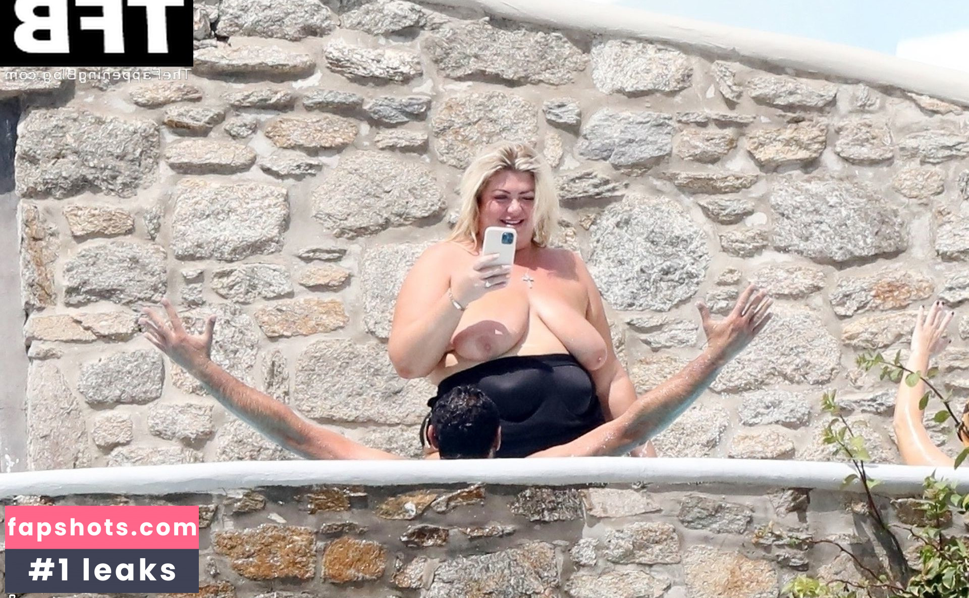 Gemma Collins Nude Leaks OnlyFans Photos #126 - LeakJerk