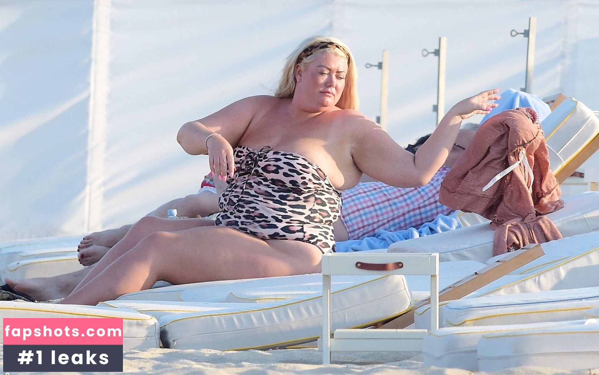 Gemma Collins Nude Leaks OnlyFans Photos #177 - LeakJerk