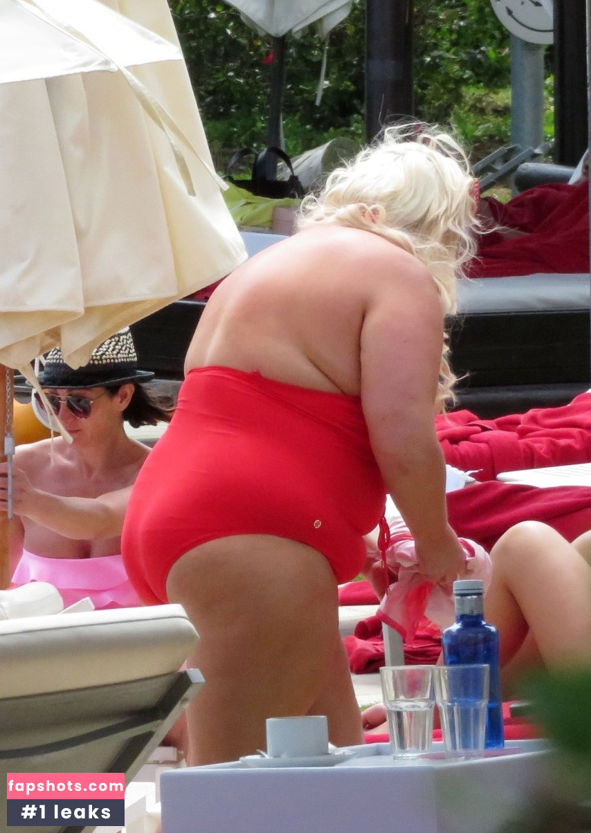 Gemma Collins Nude Leaks OnlyFans Photos #234 - LeakJerk