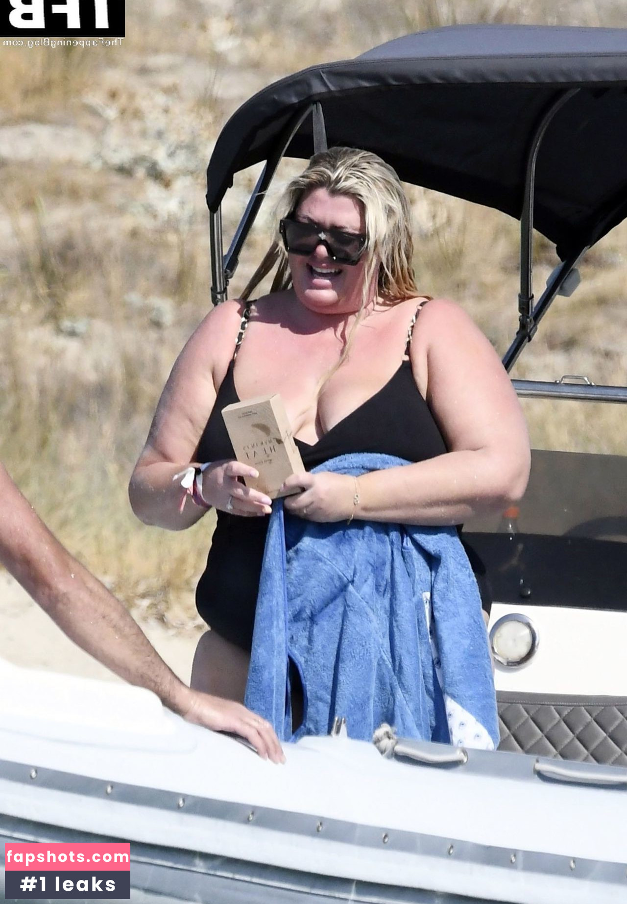 Gemma Collins Nude Leaks OnlyFans Photos #25 - LeakJerk