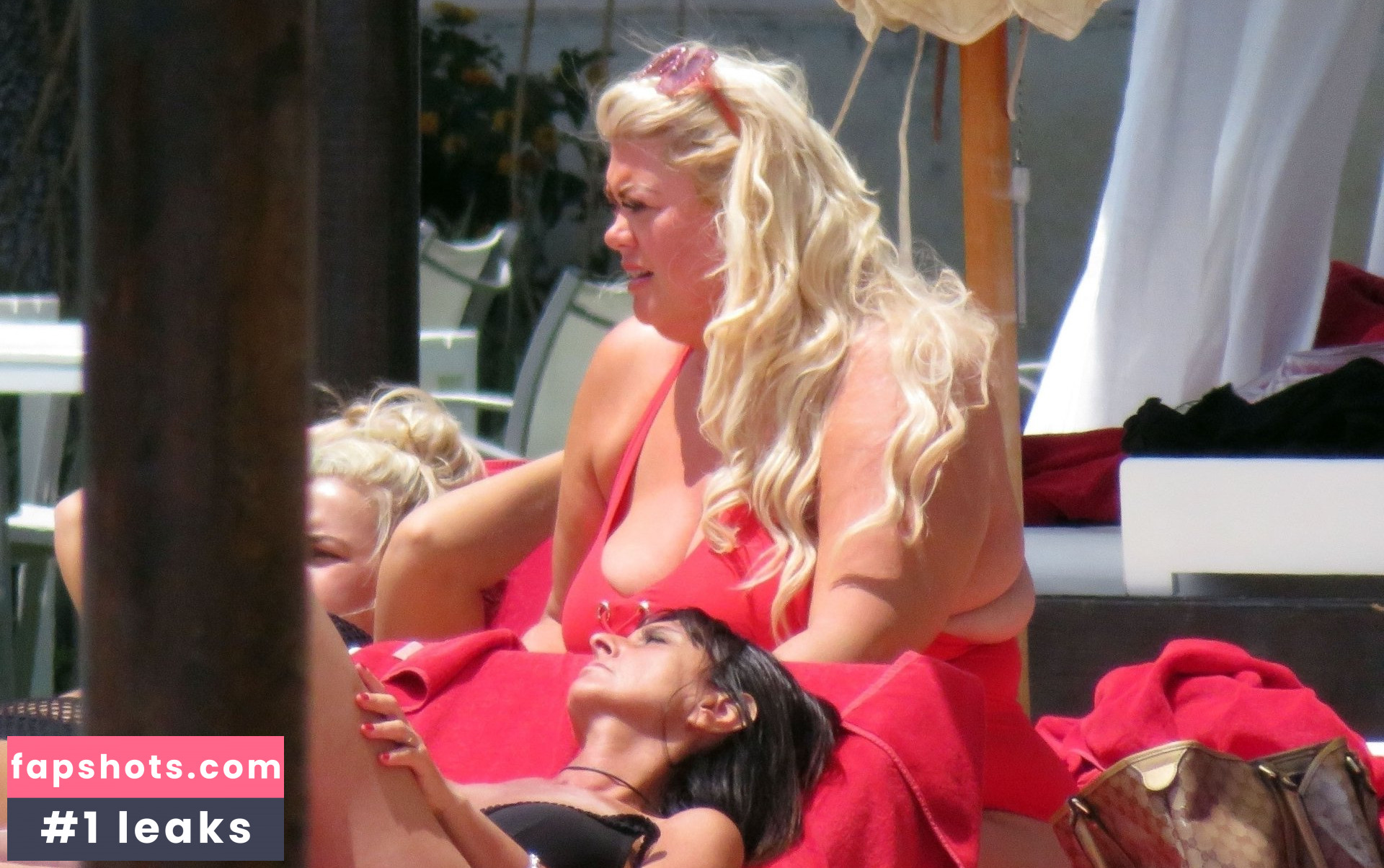 Gemma Collins Nude Leaks OnlyFans Photos #247 - LeakJerk