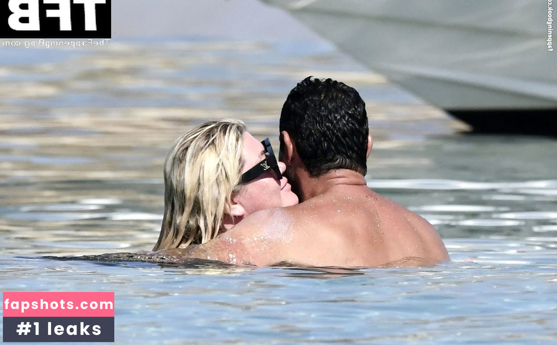 Gemma Collins Nude Leaks OnlyFans Photos #32 - LeakJerk