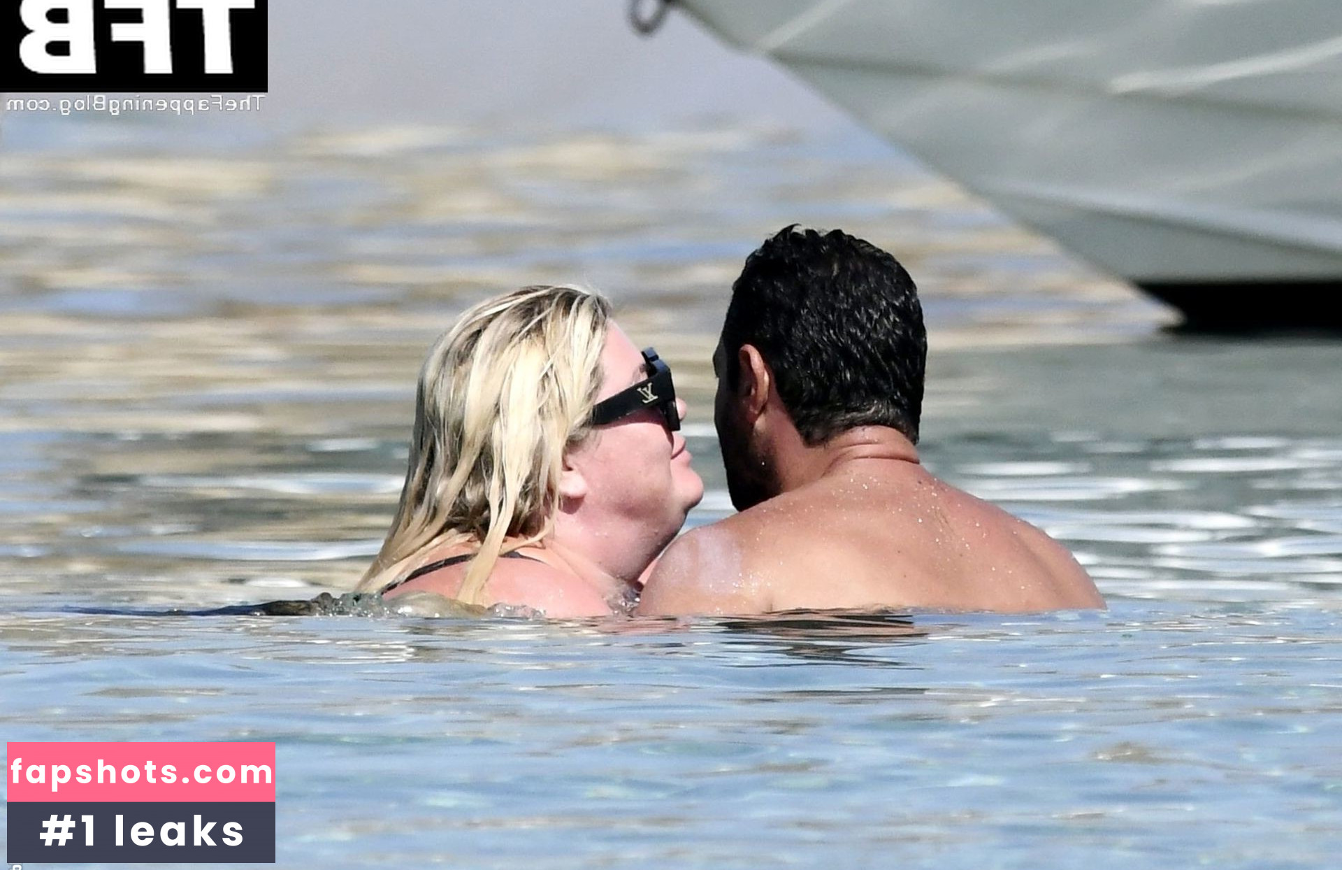 Gemma Collins Nude Leaks OnlyFans Photos #33 - LeakJerk