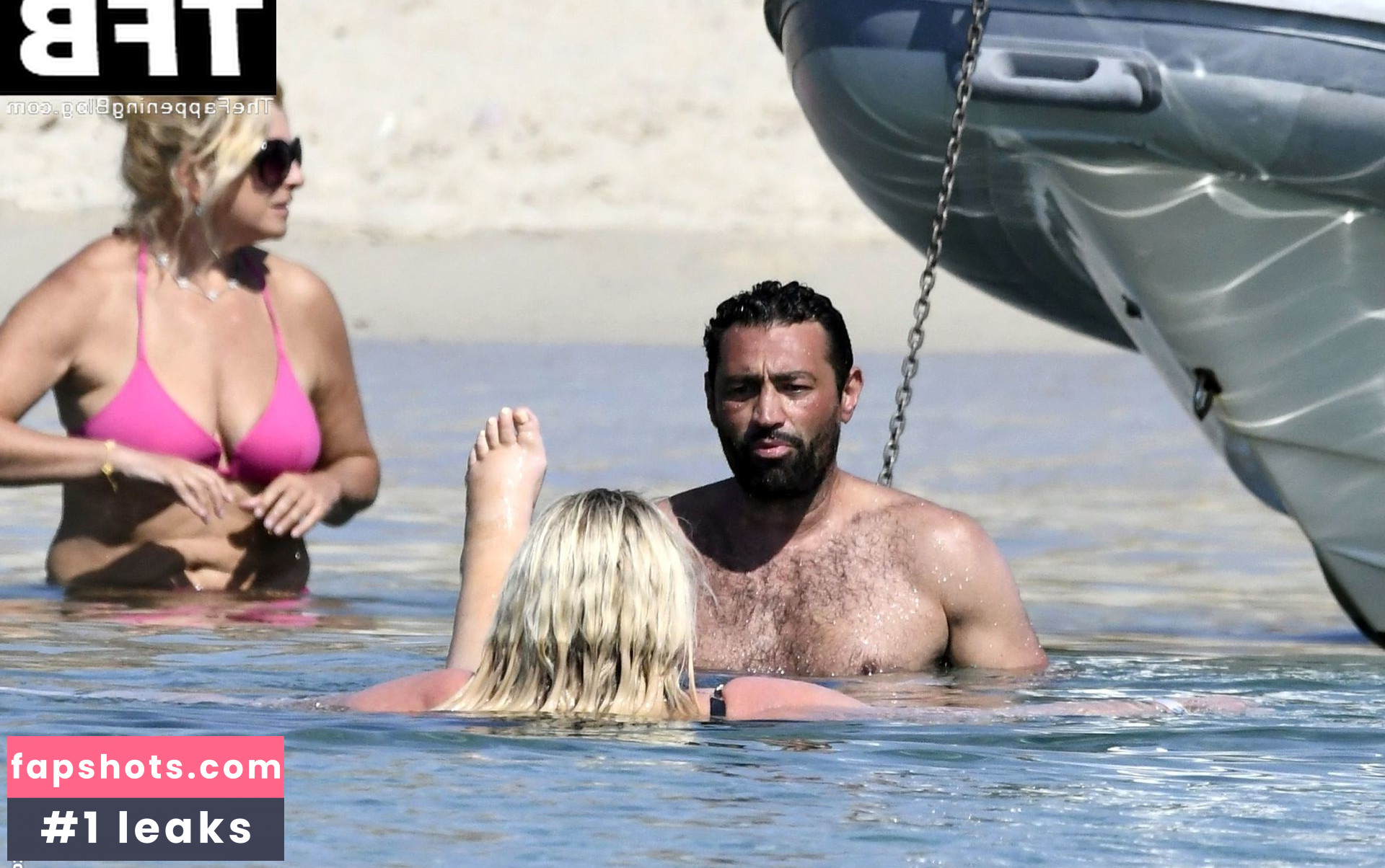 Gemma Collins Nude Leaks OnlyFans Photos #36 - LeakJerk