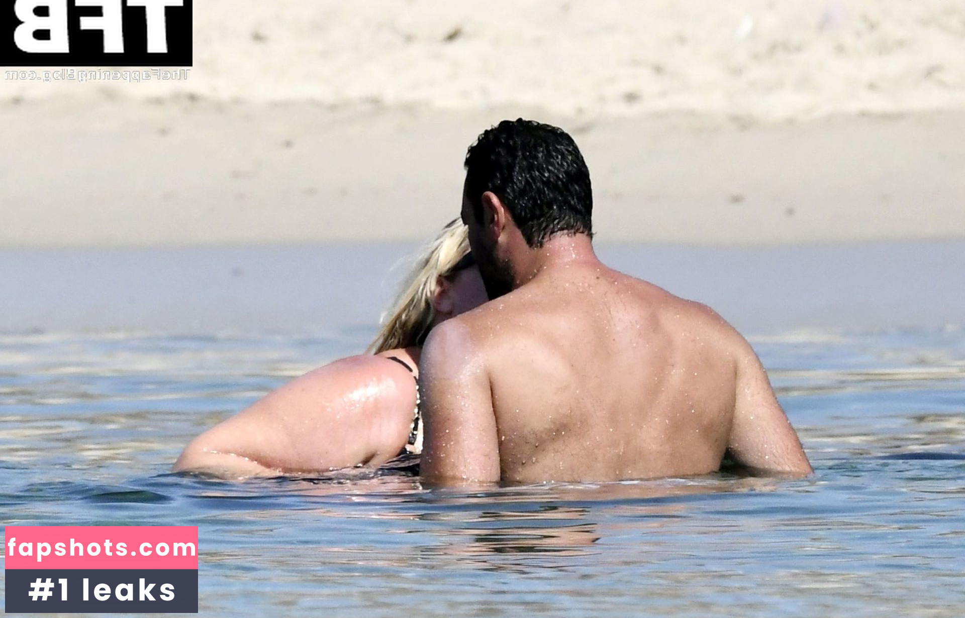 Gemma Collins Nude Leaks OnlyFans Photos #40 - LeakJerk