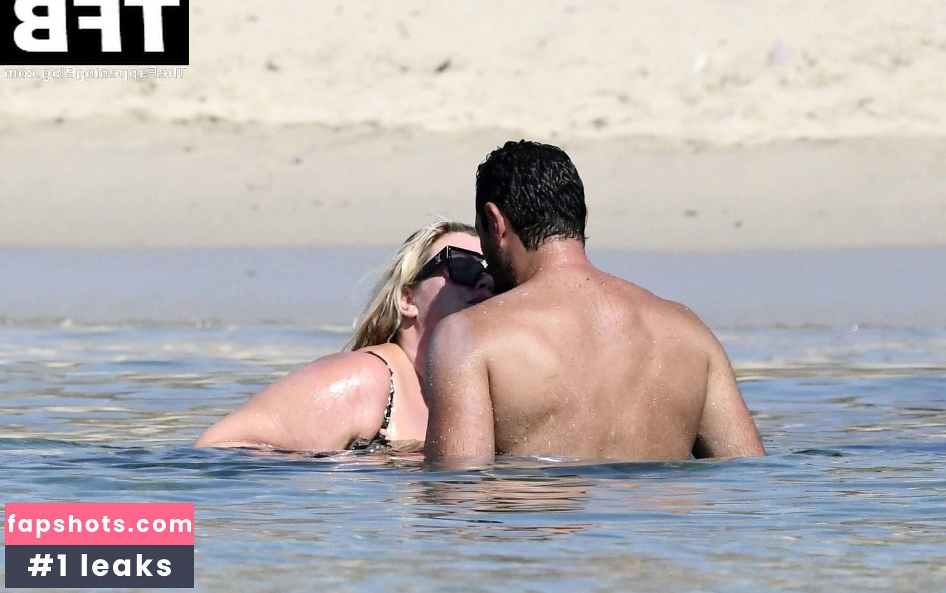 Gemma Collins Nude Leaks OnlyFans Photos #41 - LeakJerk