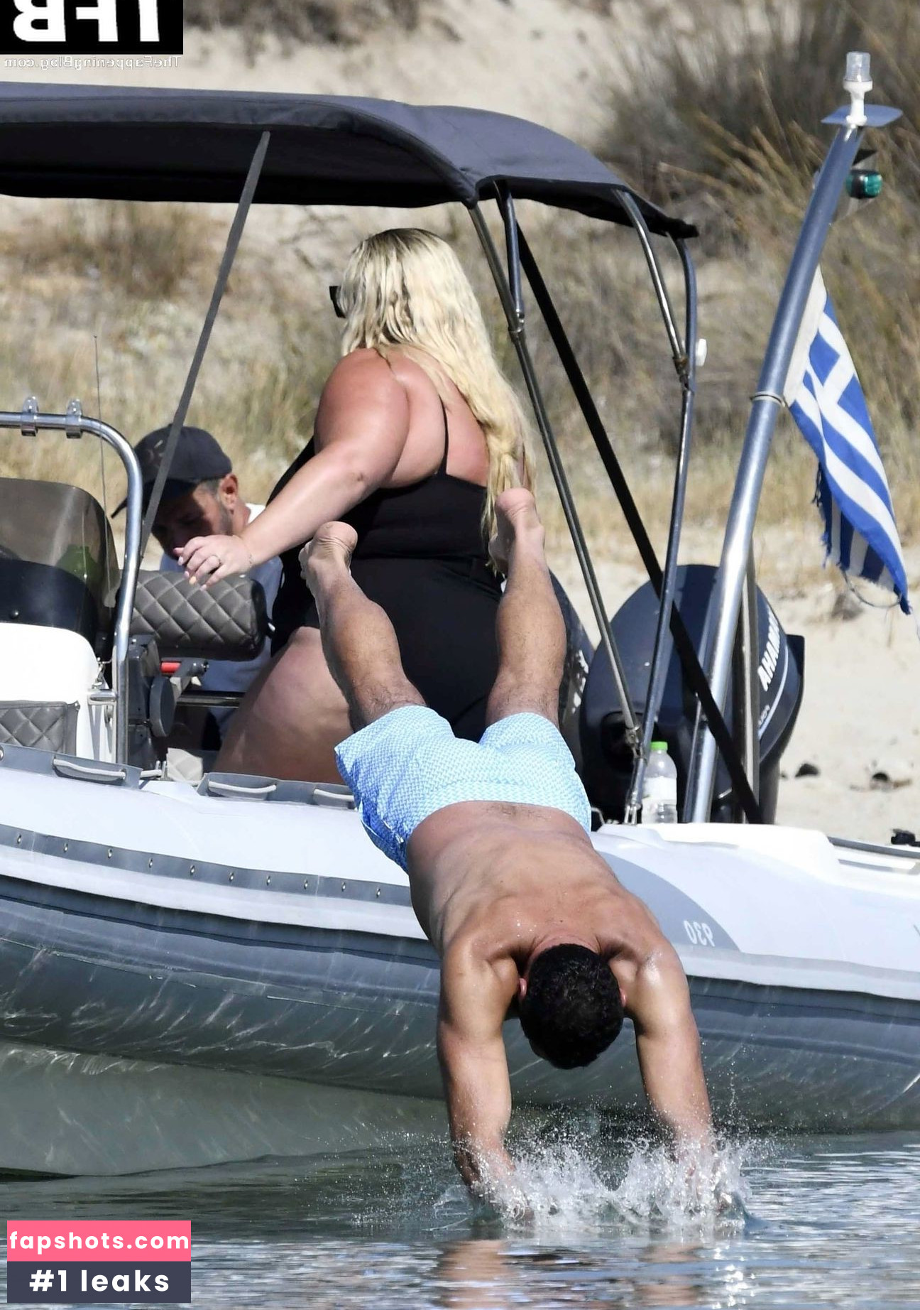 Gemma Collins Nude Leaks OnlyFans Photos #47 - LeakJerk