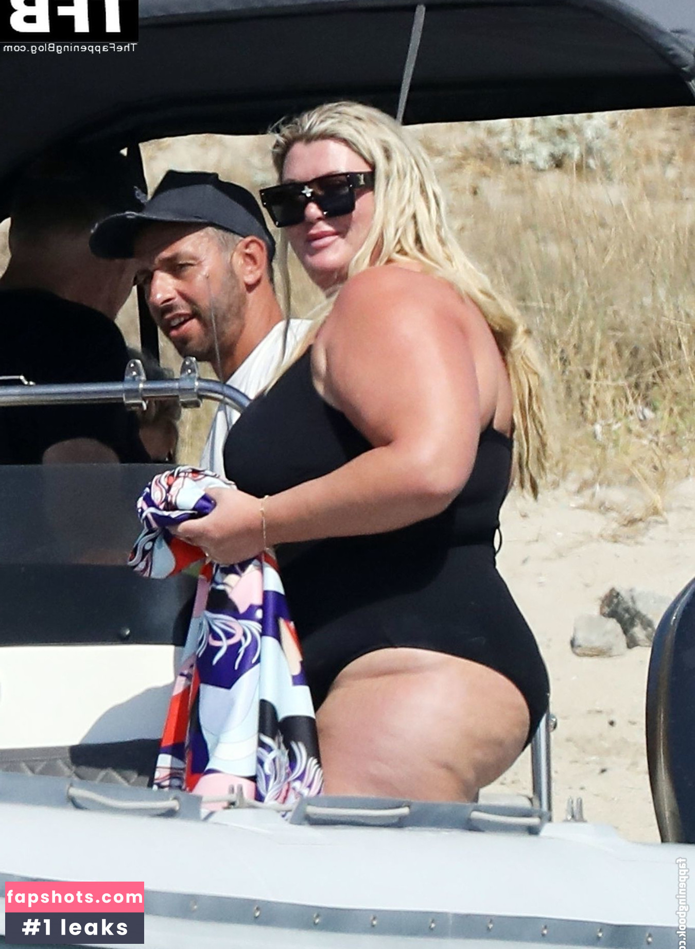 Gemma Collins Nude Leaks OnlyFans Photos #85 - LeakJerk