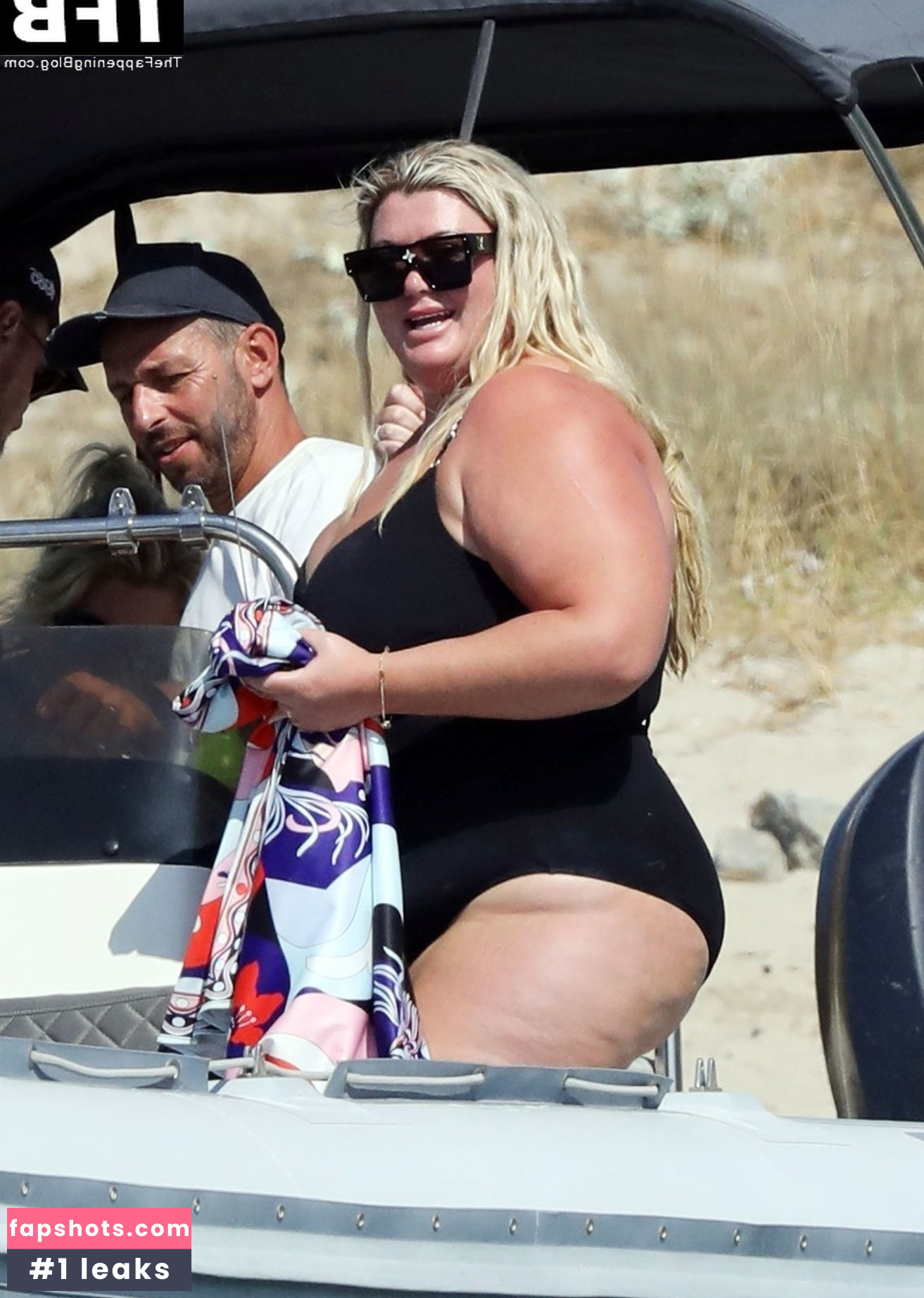 Gemma Collins Nude Leaks OnlyFans Photos #86 - LeakJerk