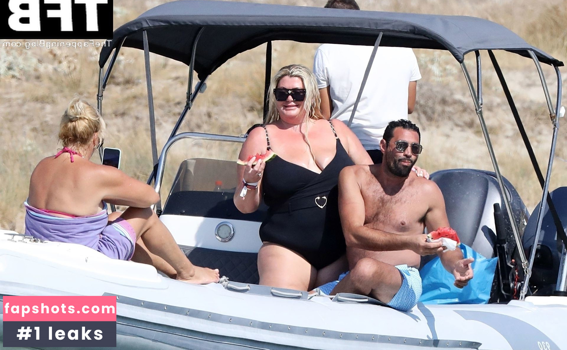 Gemma Collins Nude Leaks OnlyFans Photos #92 - LeakJerk