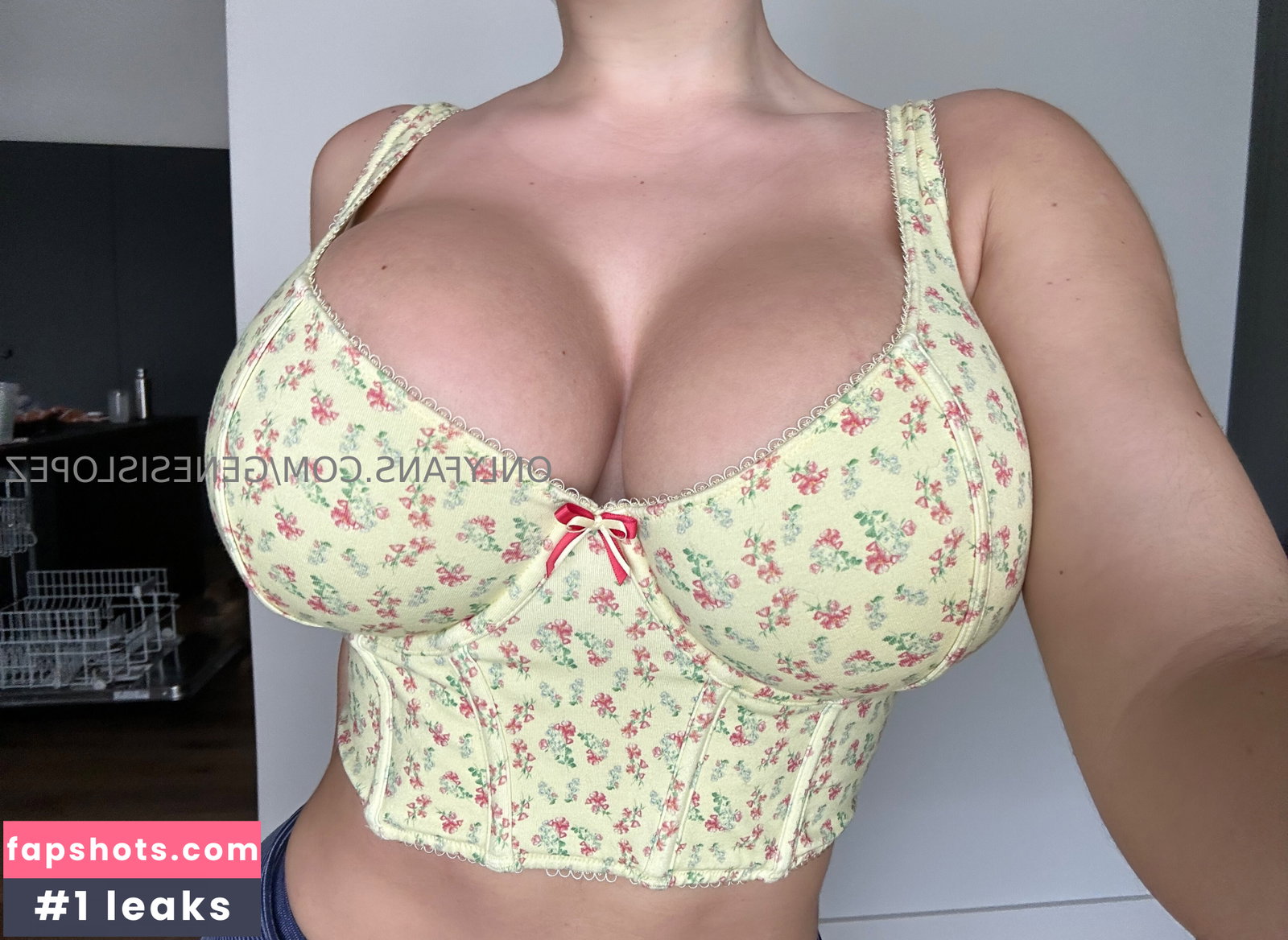 Genesis Lopez gallery photo #233