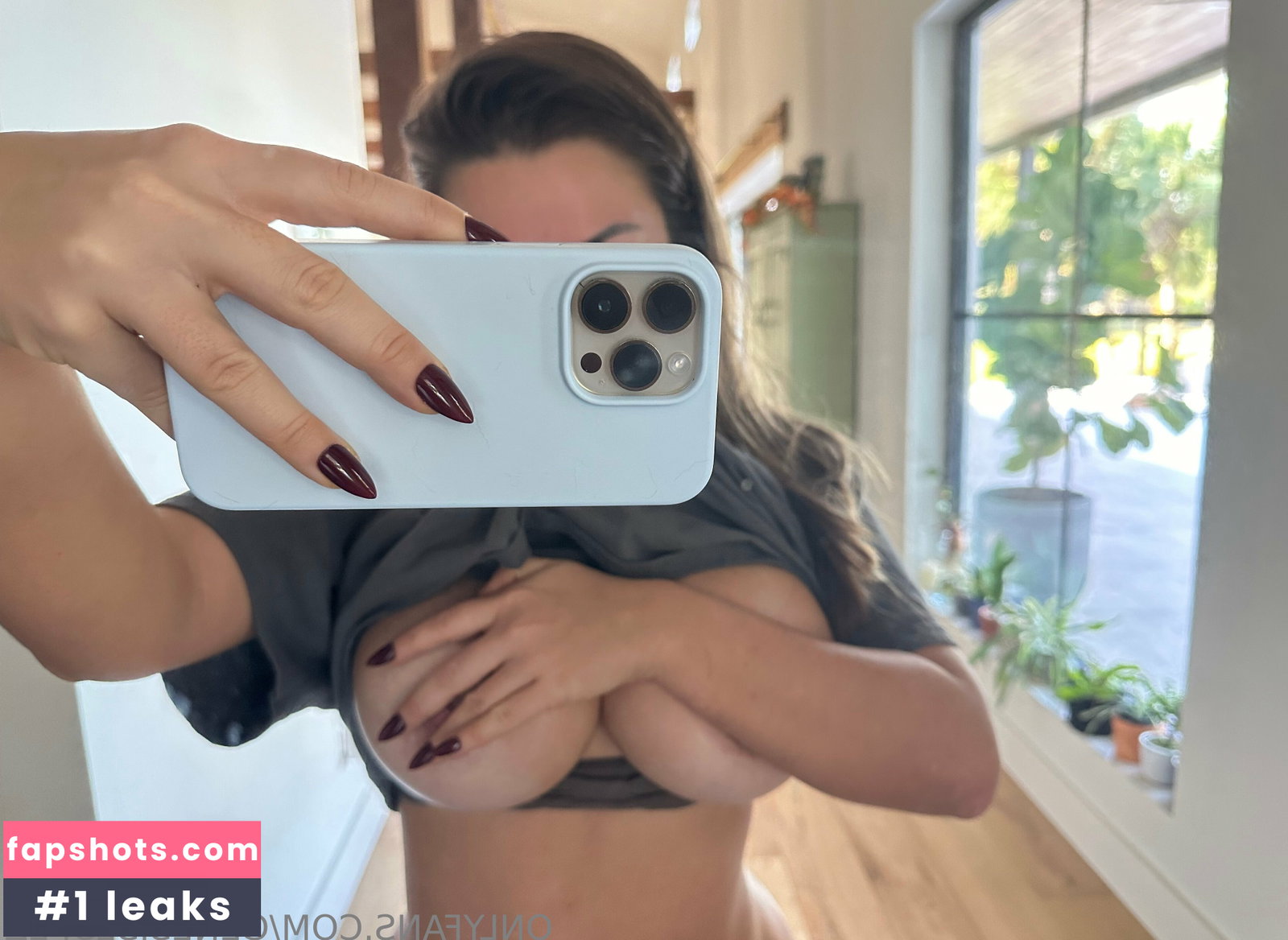 Genesis Lopez gallery photo #2902