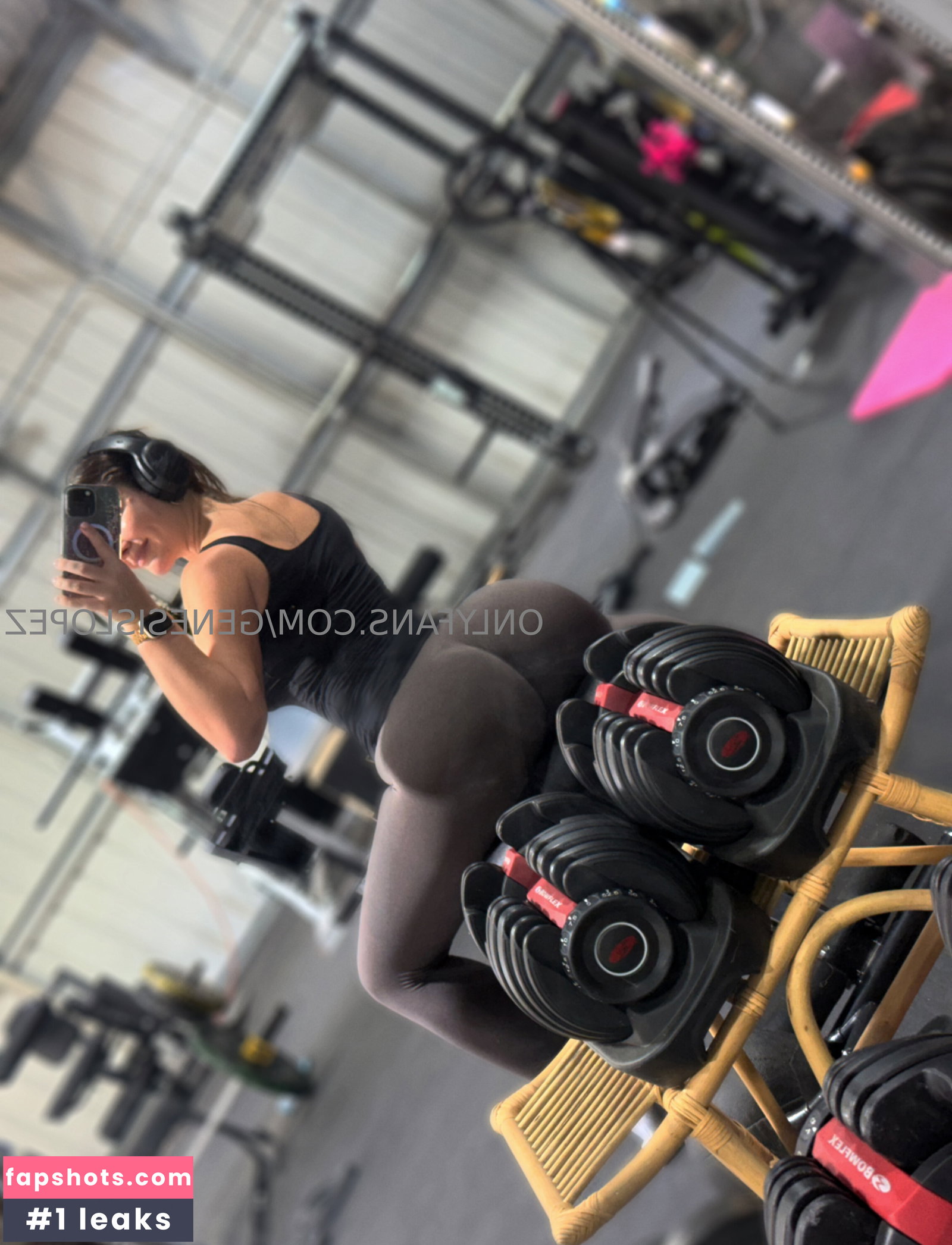 Genesis Lopez gallery photo #2899