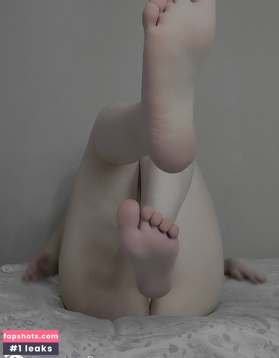 Genesiscruzsisi gallery photo #35