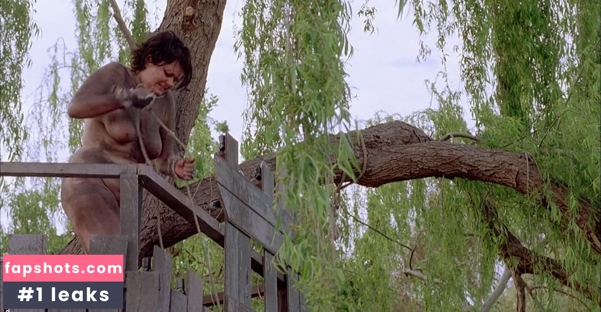 Geneviève Lemon gallery photo #12