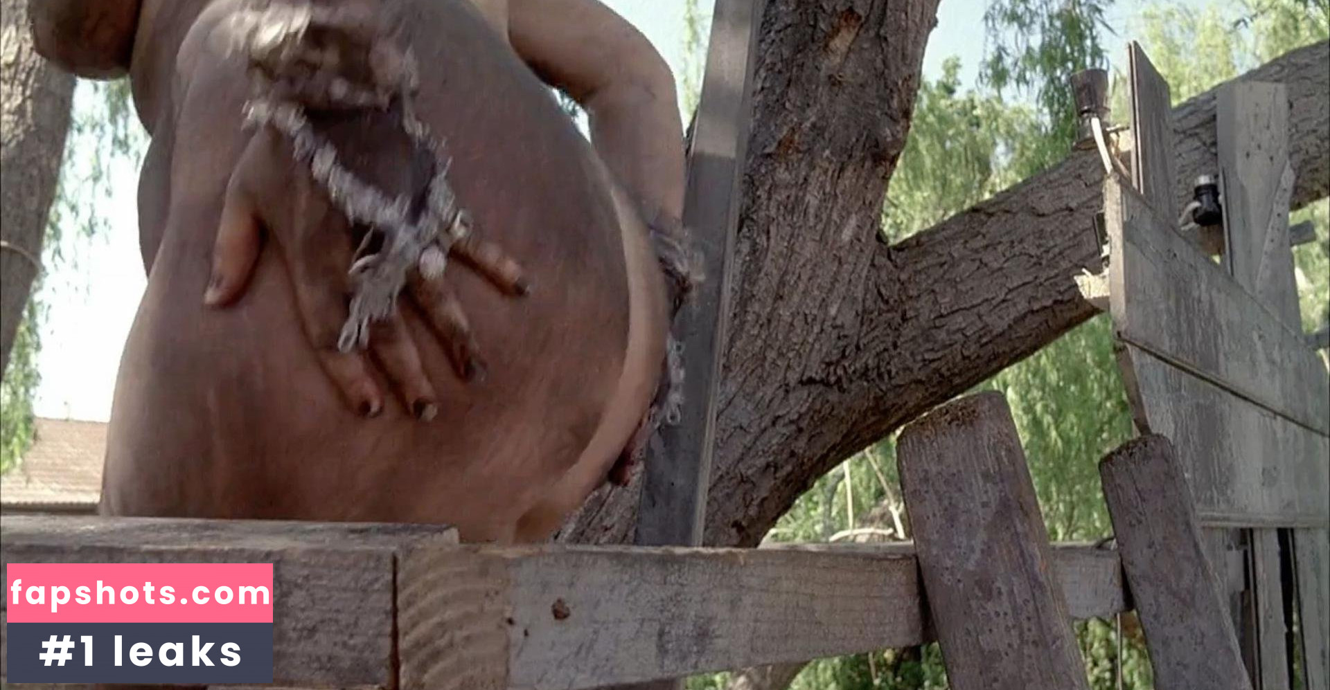 Geneviève Lemon gallery photo #8