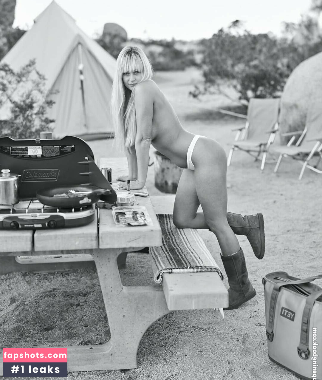 Genevieve Morton Nude Leaks OnlyFans Photos #33 - LeakJerk