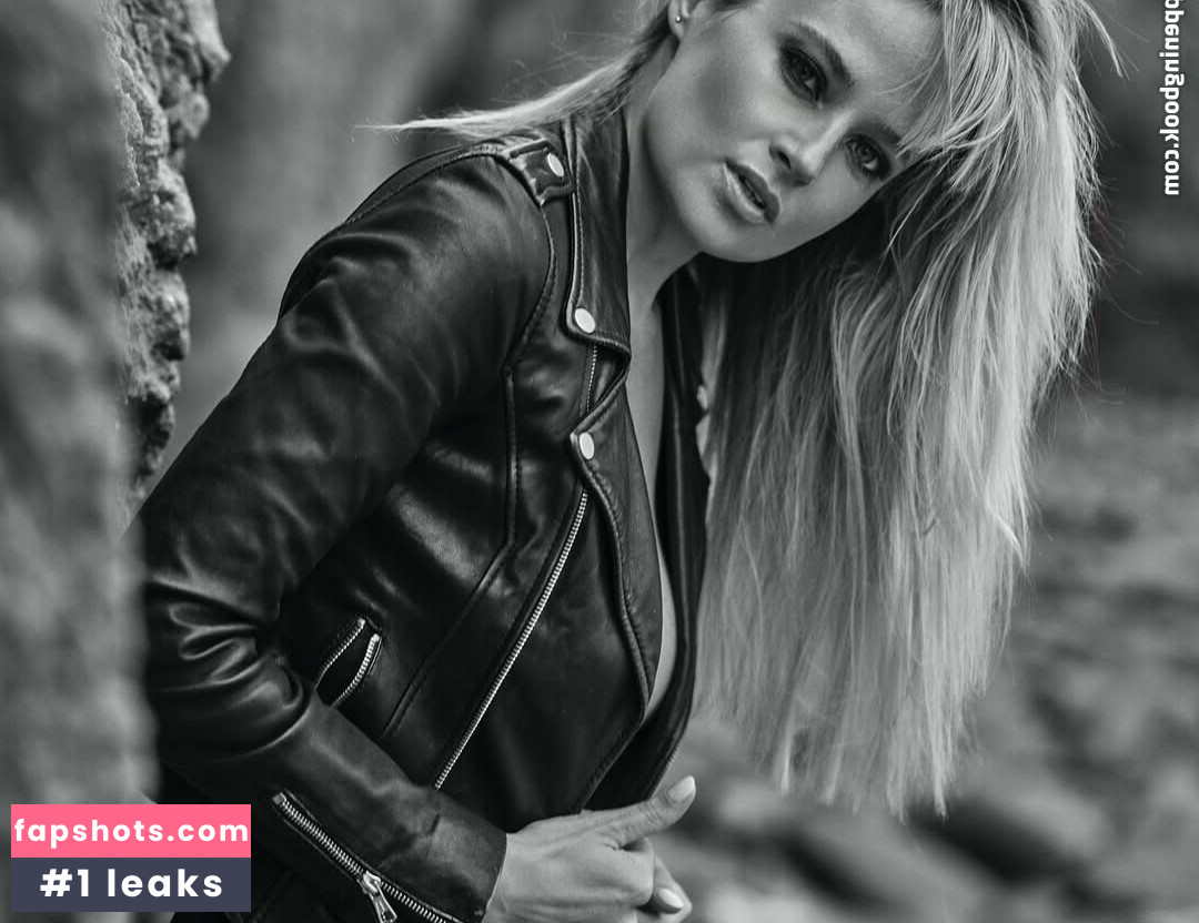 Genevieve Morton Nude Leaks OnlyFans Photos #36 - LeakJerk