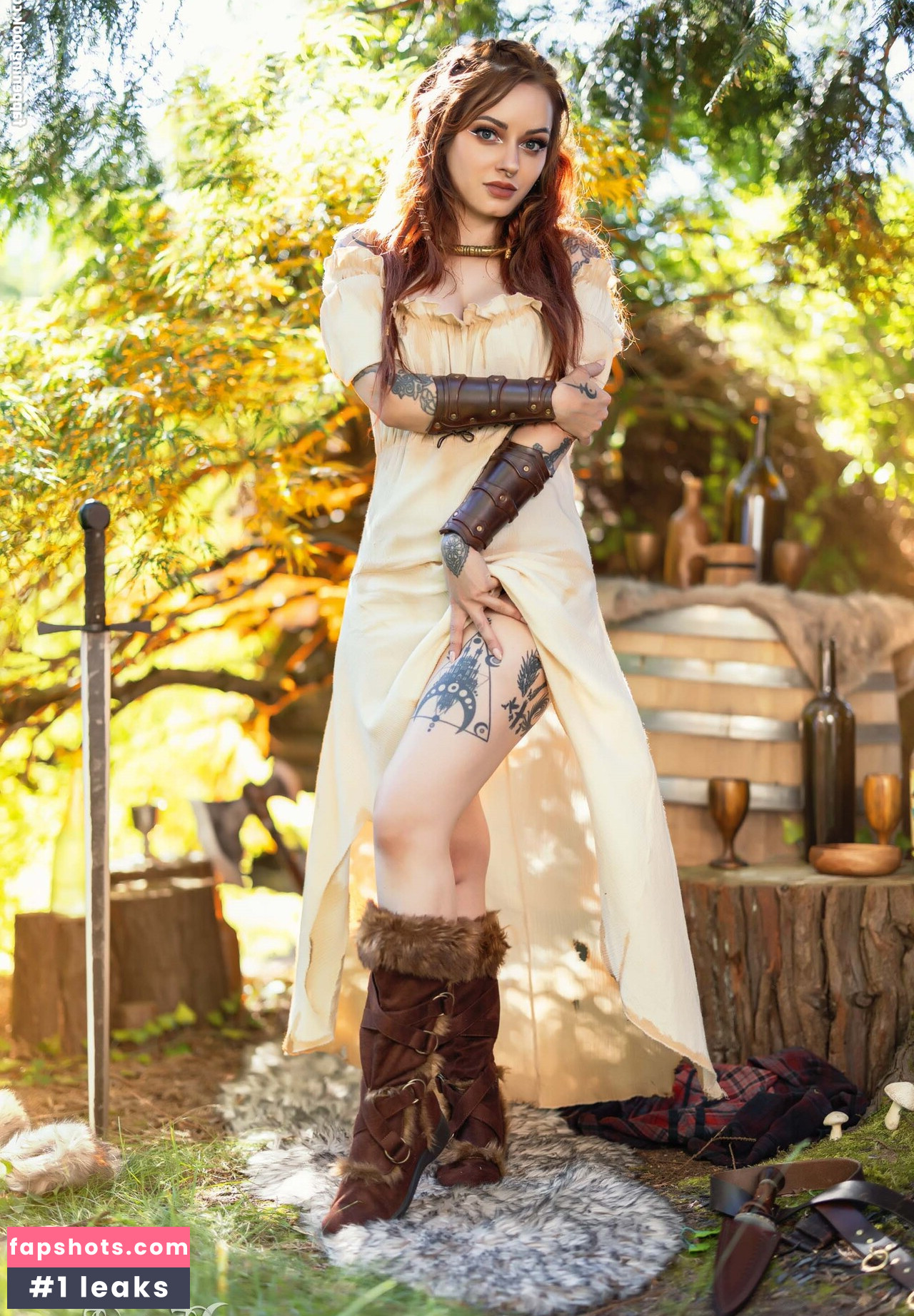 Genevieve gallery photo #62