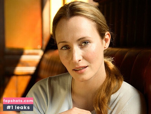 Genevieve O'Reilly gallery photo #9