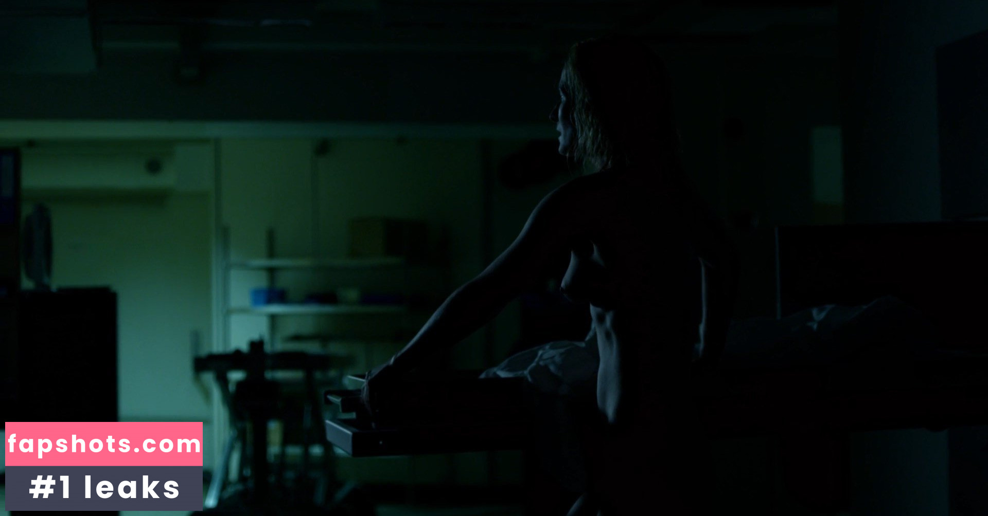 Genevieve O'Reilly Nude Leaks OnlyFans Photos #13 - LeakJerk