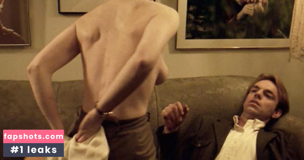 Geneviève Picot Filtración Desnuda OnlyFans Foto #11 - Fapshots