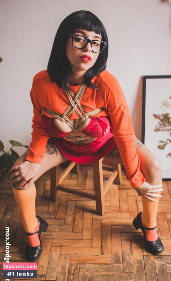 Geni Lascif gallery photo #2