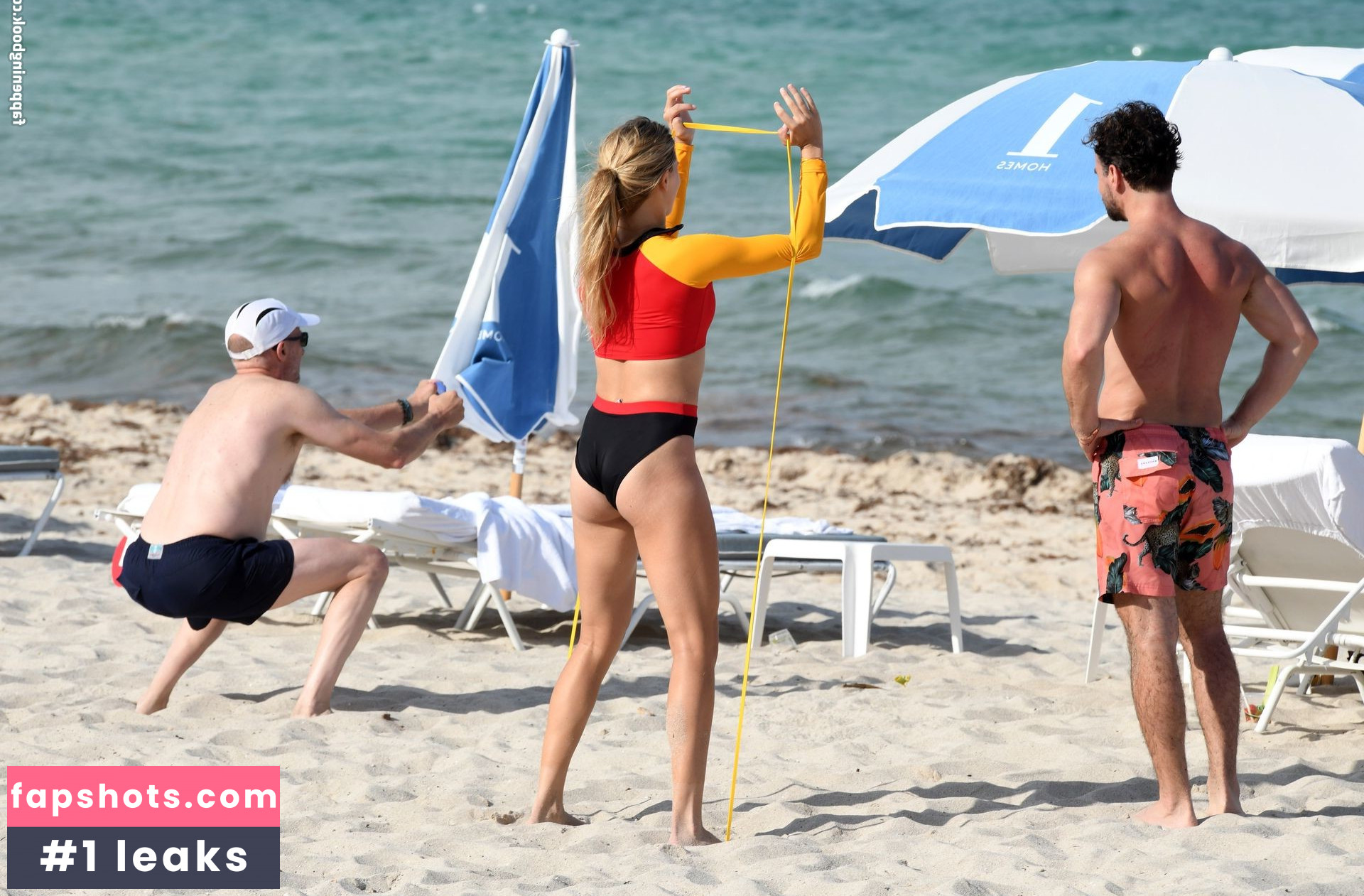 Genie Bouchard gallery photo #101