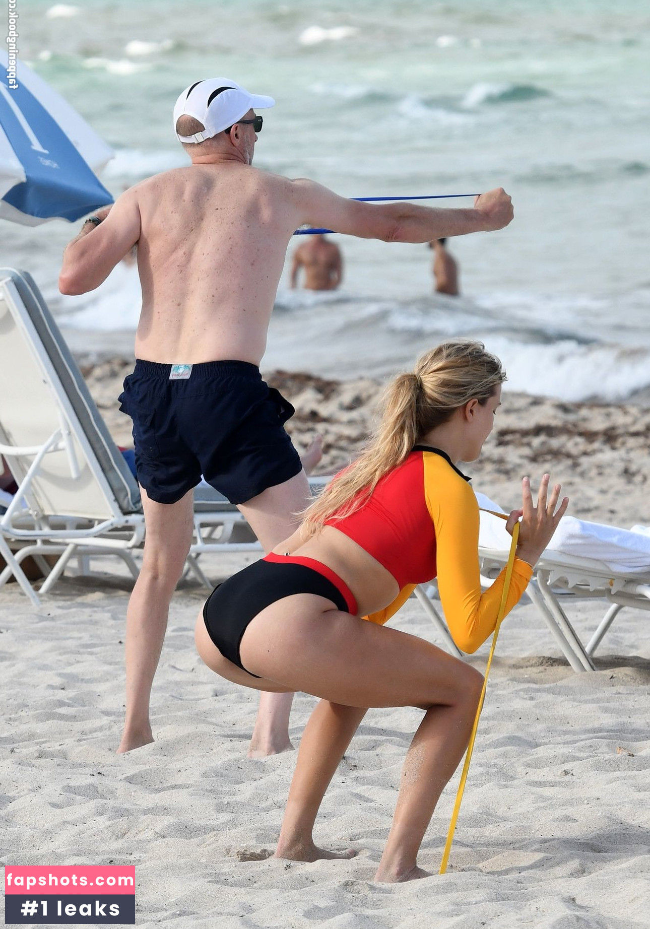 Genie Bouchard gallery photo #105