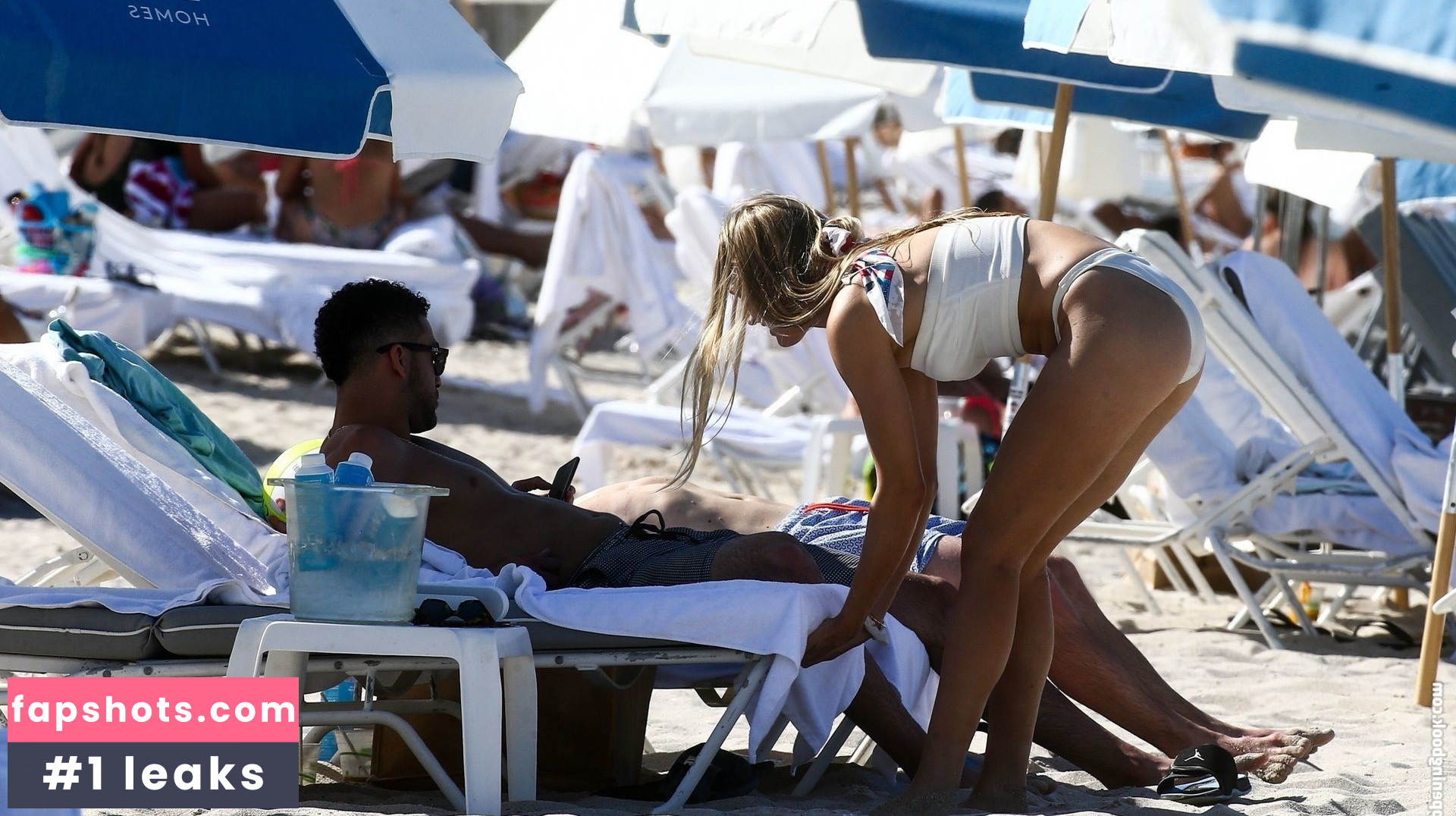 Genie Bouchard gallery photo #161