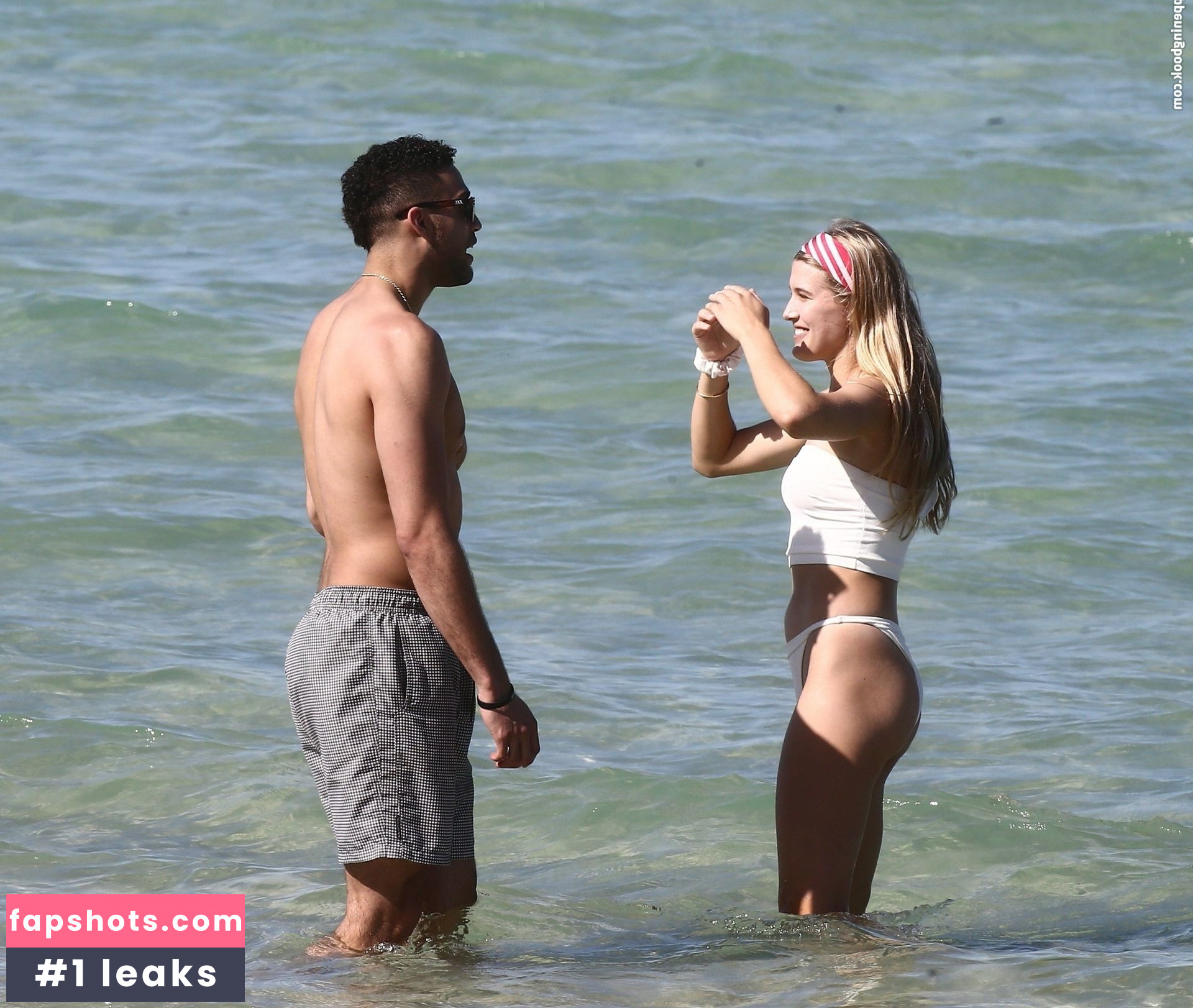 Genie Bouchard gallery photo #162