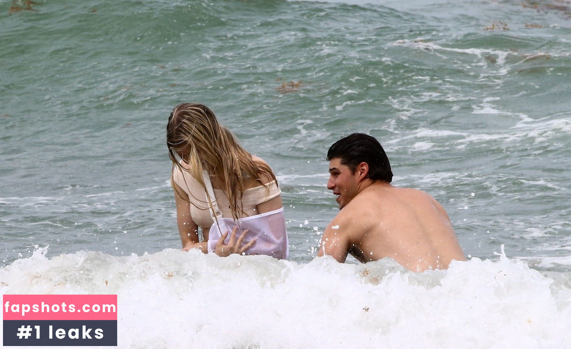 Genie Bouchard gallery photo #40
